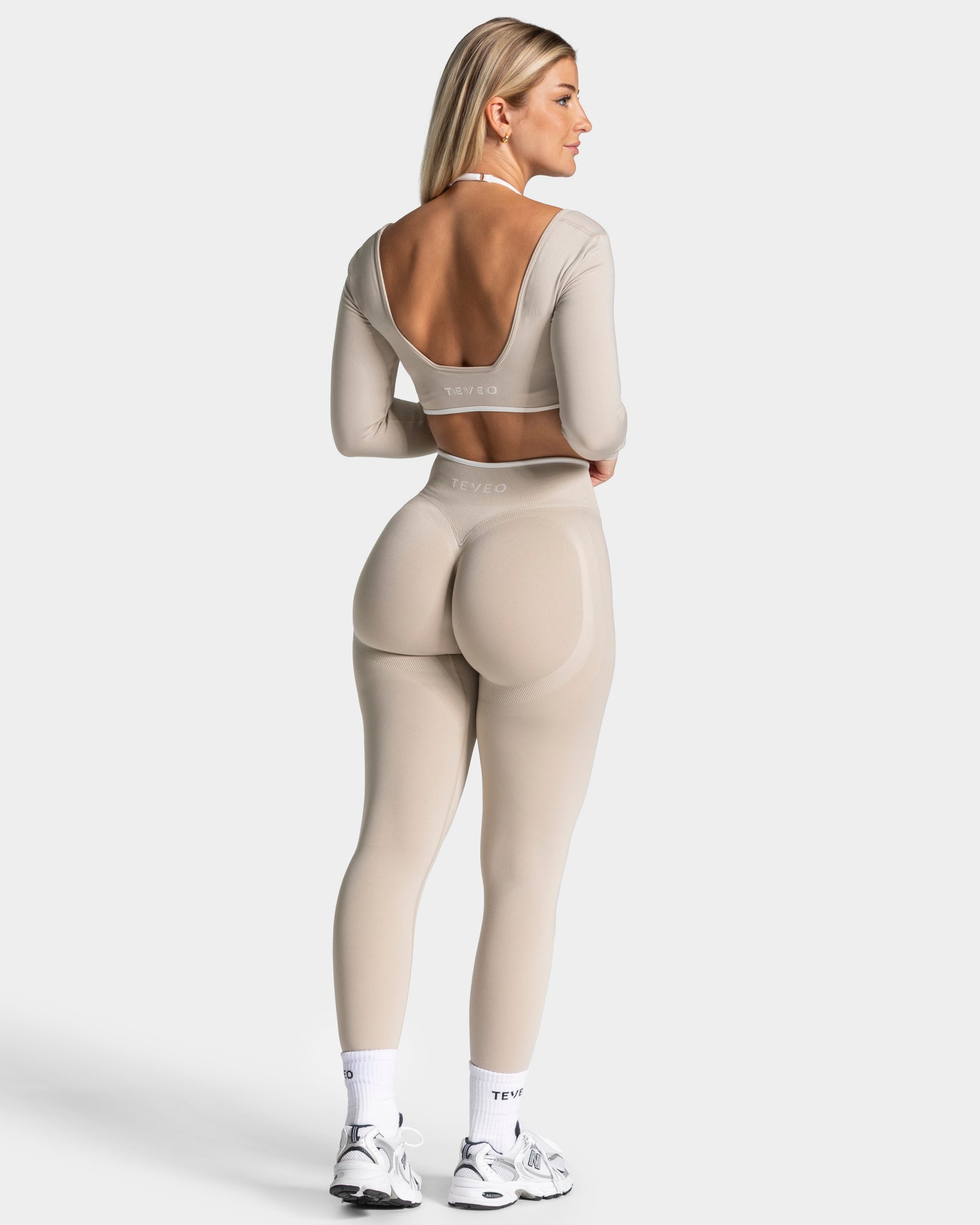 Contrastline Sculpt Scrunch Leggings ‘Cream’