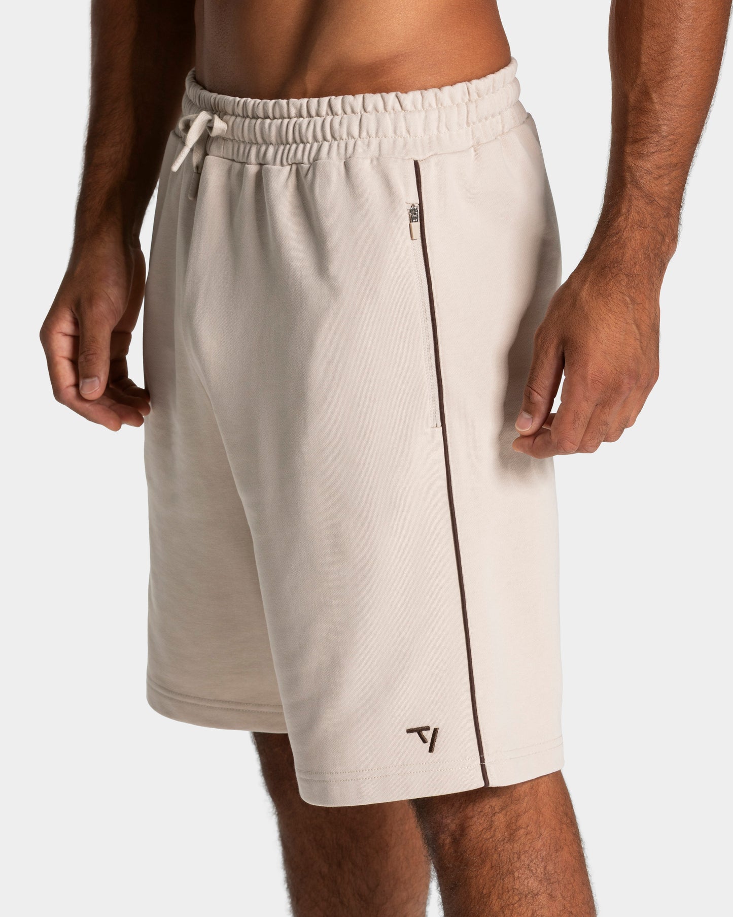 Contrastline Shorts ‘Cream’