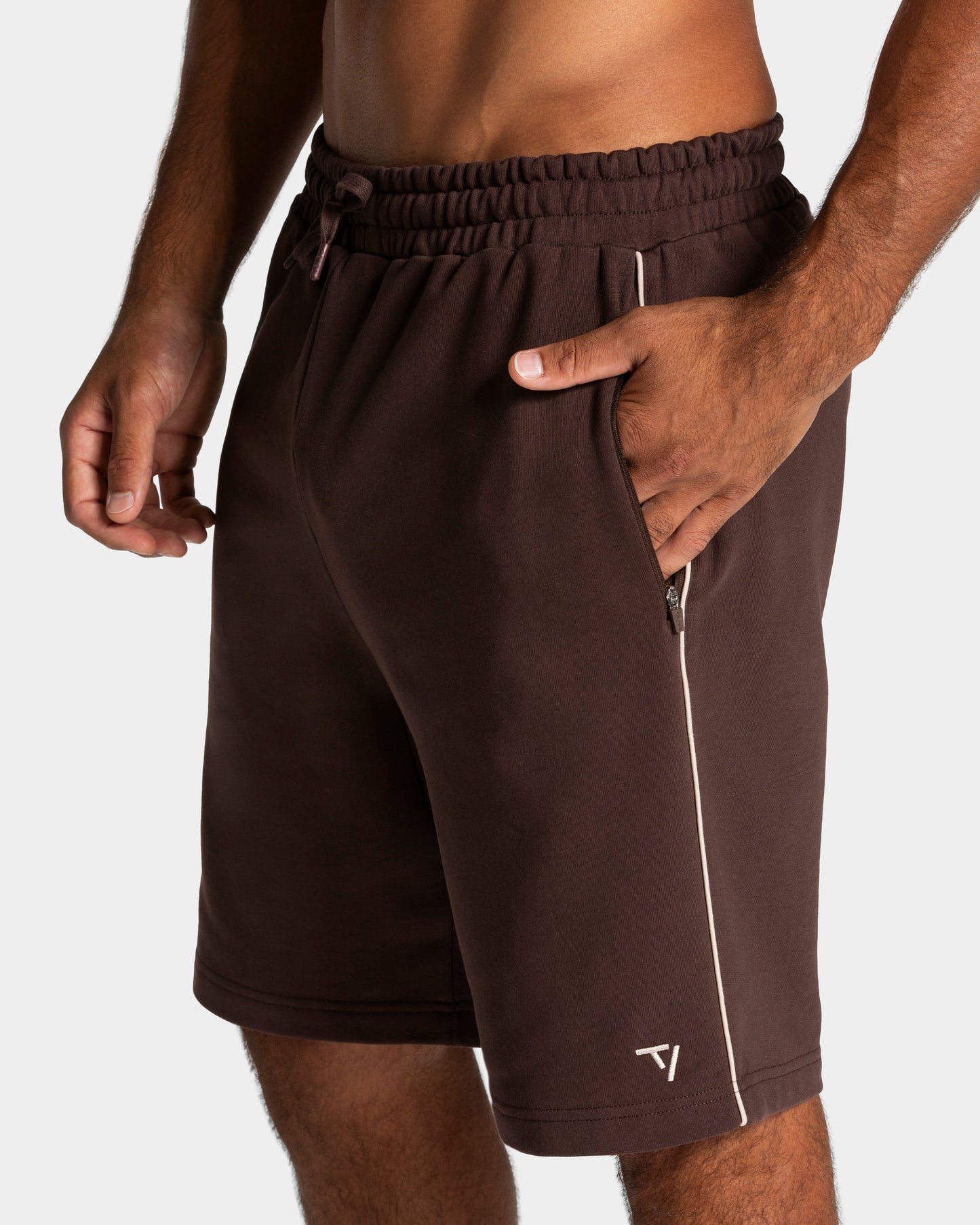 Contrastline Shorts ‘Espresso’
