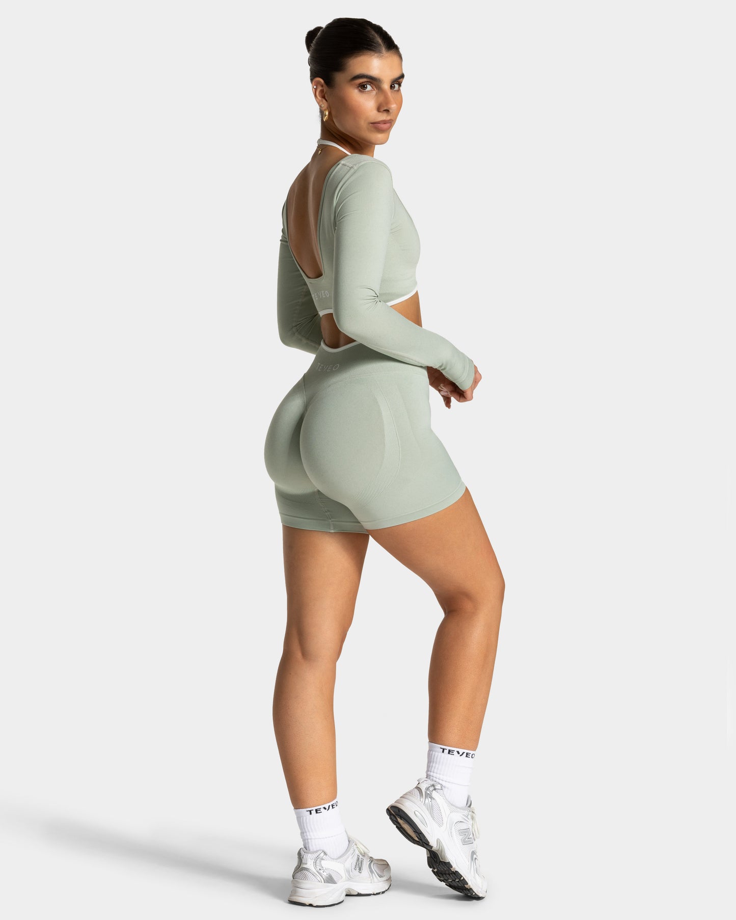 Contrastline Sculpt Scrunch Shorts ‘Pistachio’