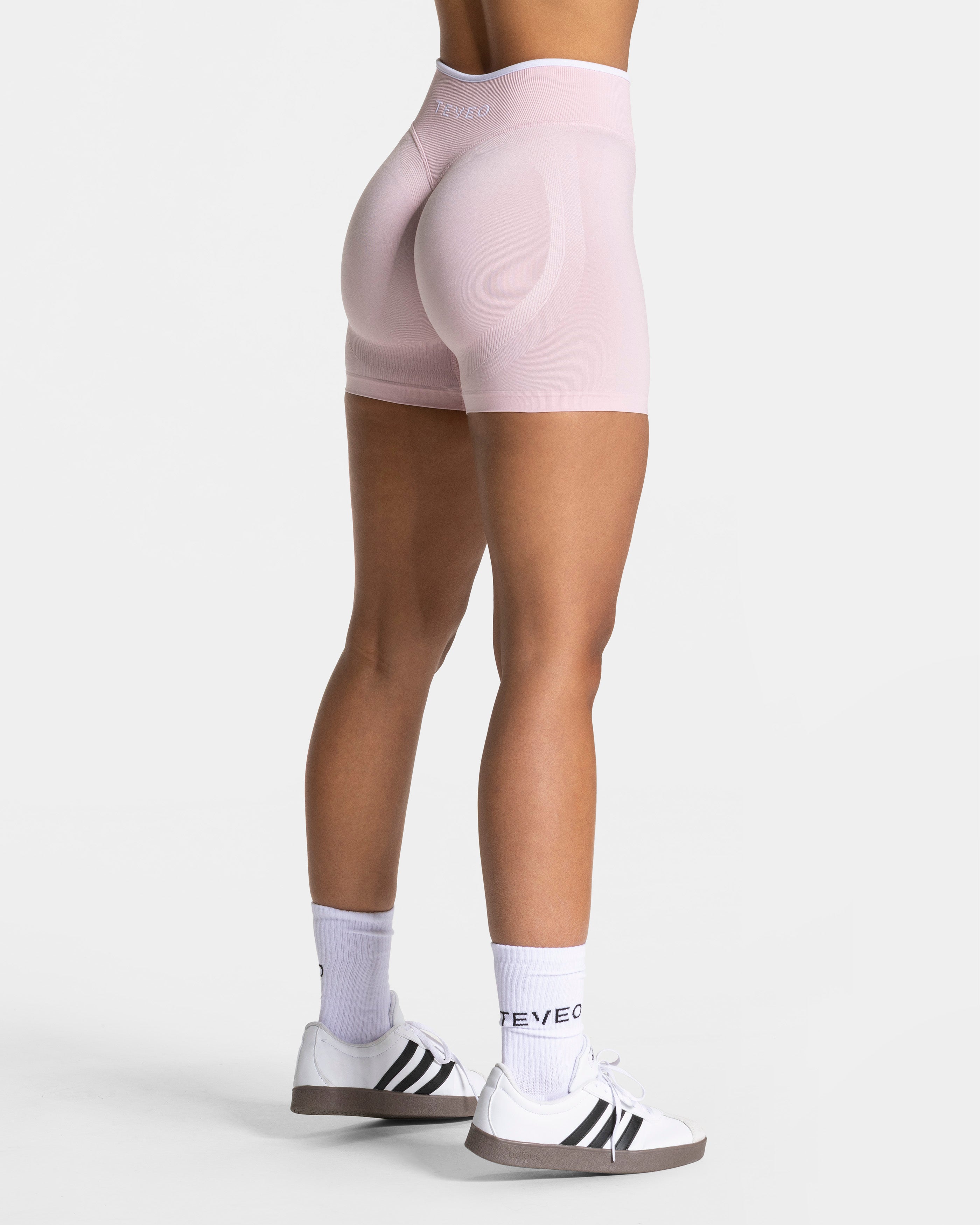 Contrastline Sculpt Scrunch Shorts "Rosa"