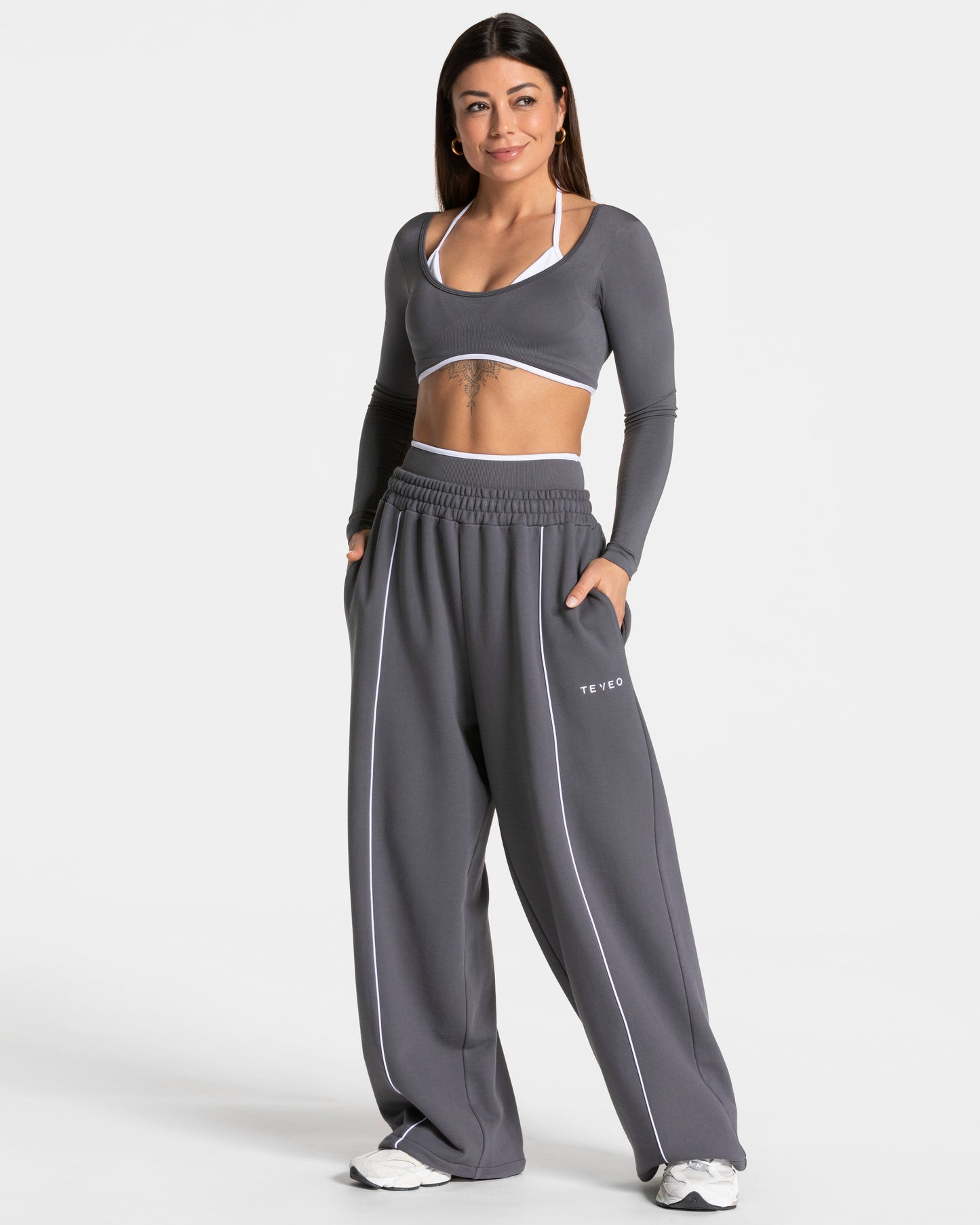 Contrastline Wide Leg Joggers ‘Graphite’