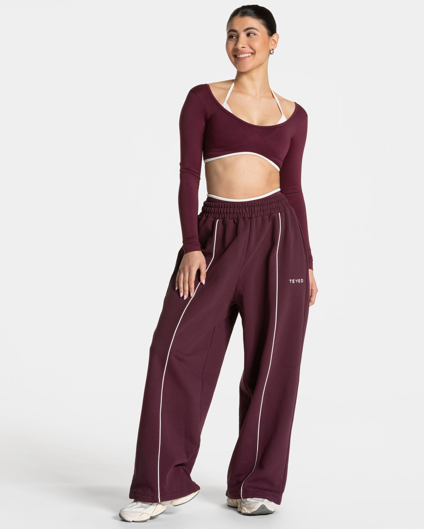 Contrastline Wide Leg Joggers ‘Plum’