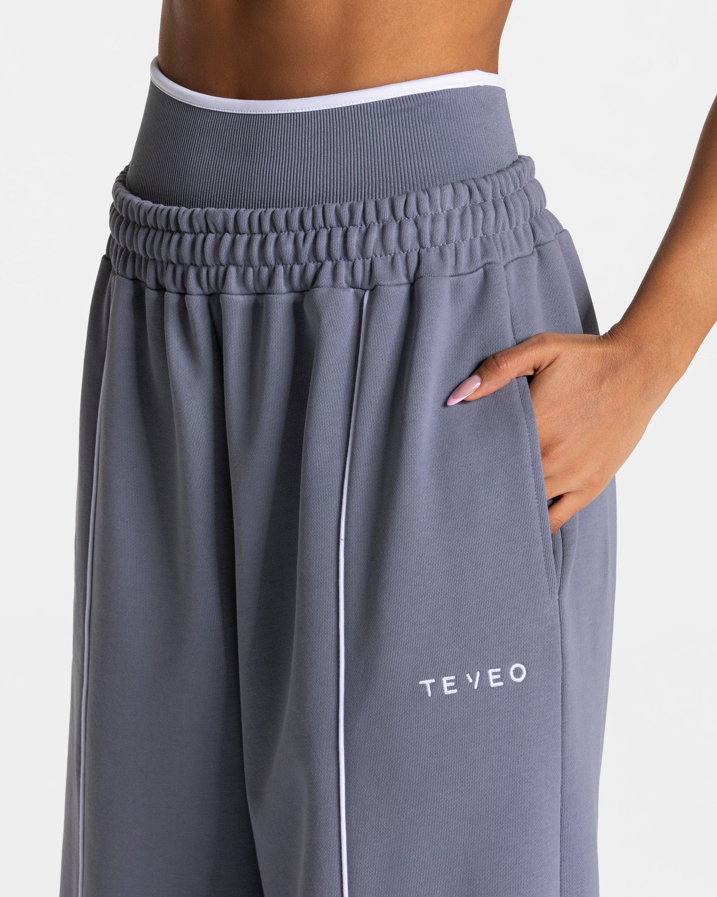 Pantalón jogger Contrastline Wide Leg «gris hielo»