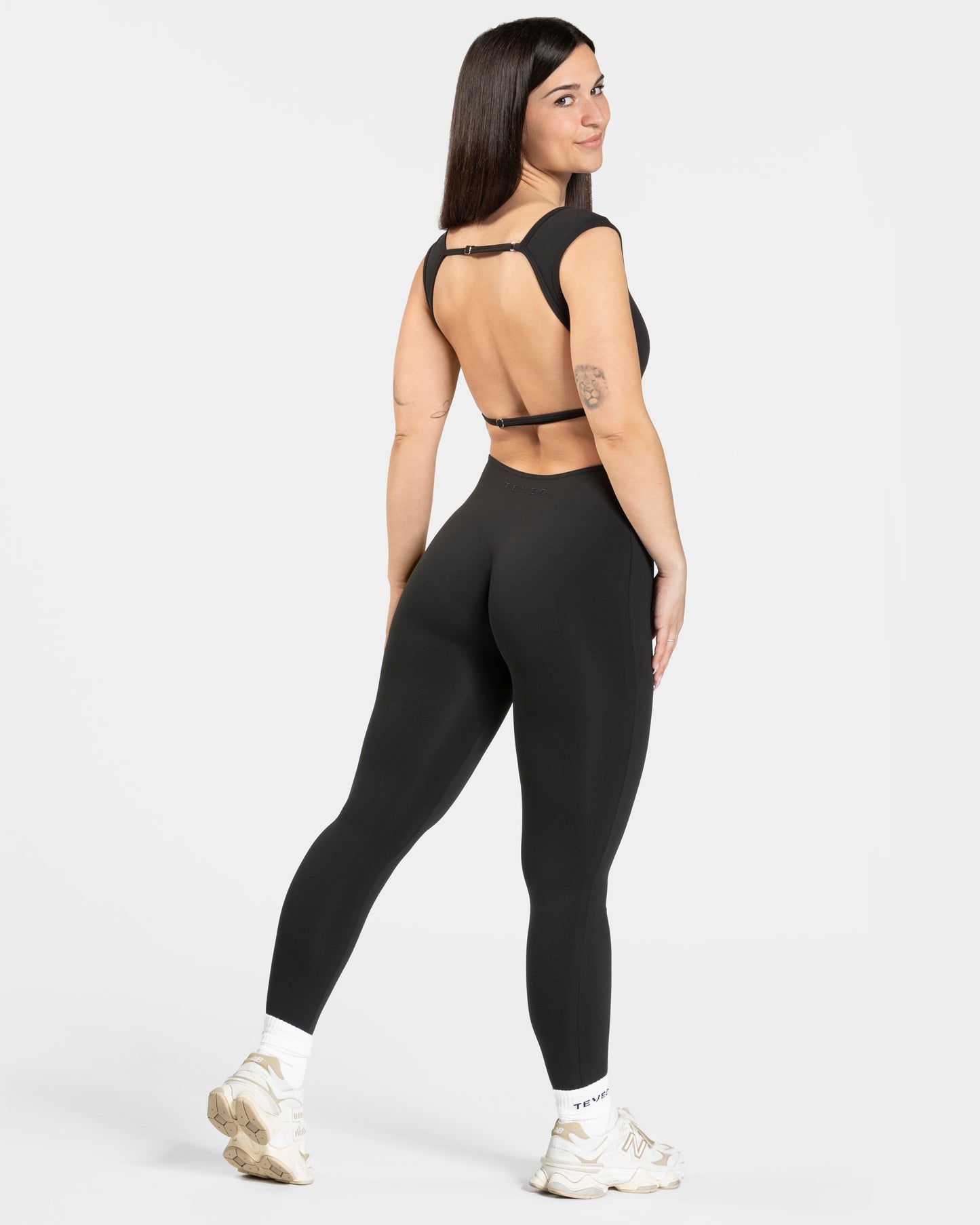 Mono Femme Backless «negro»
