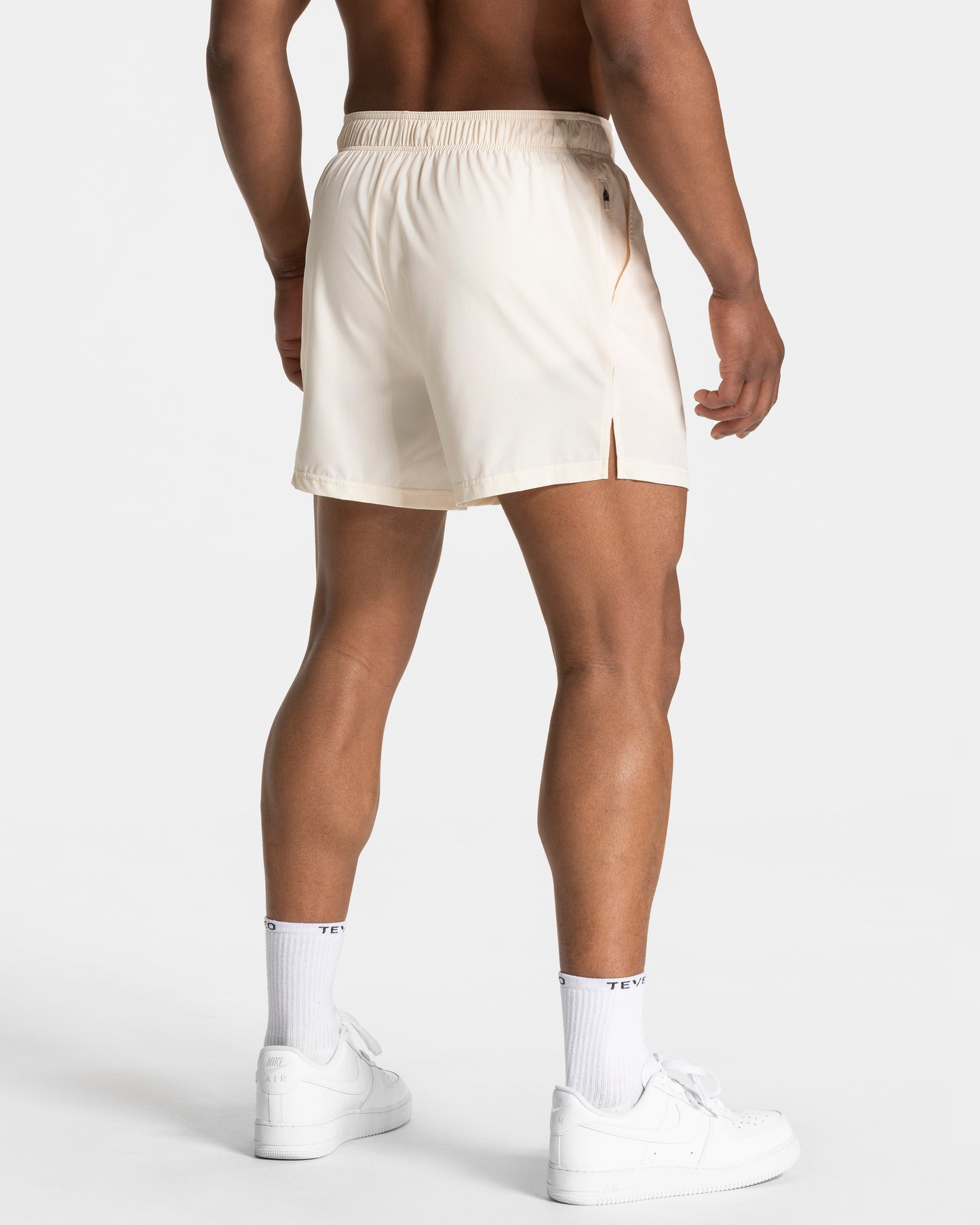 Pace Shorts 5 Inch ‘Off White’