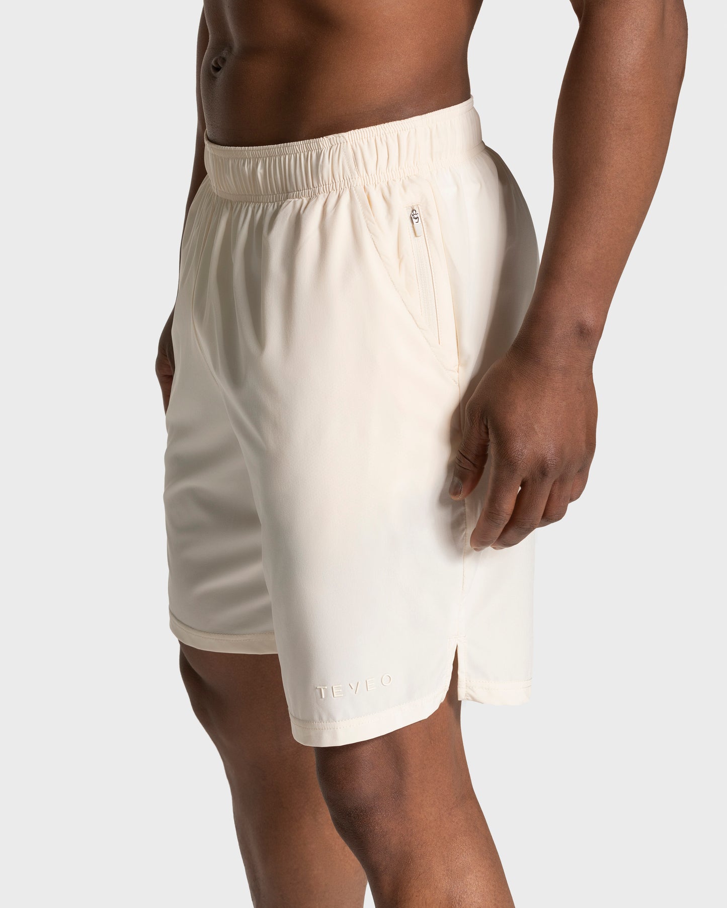 Pace Shorts 9 Inch ‘Off White’