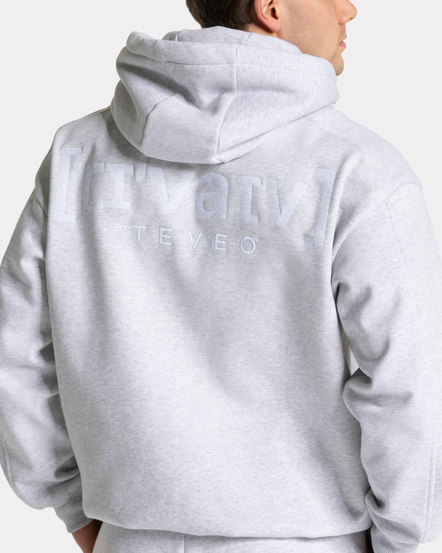 Sweat à capuche oversize RI’VAIV « gris clair »