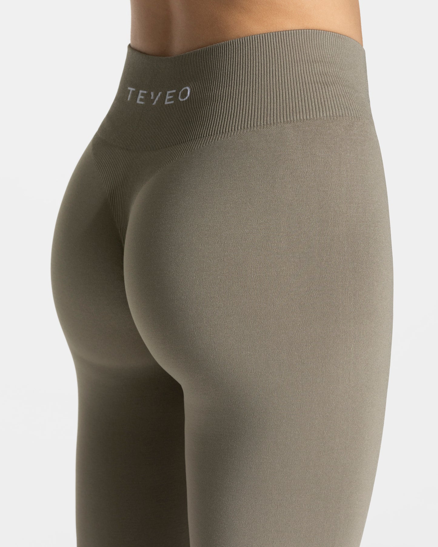 Leggings Covert Scrunch Timeless Pro "cachi"