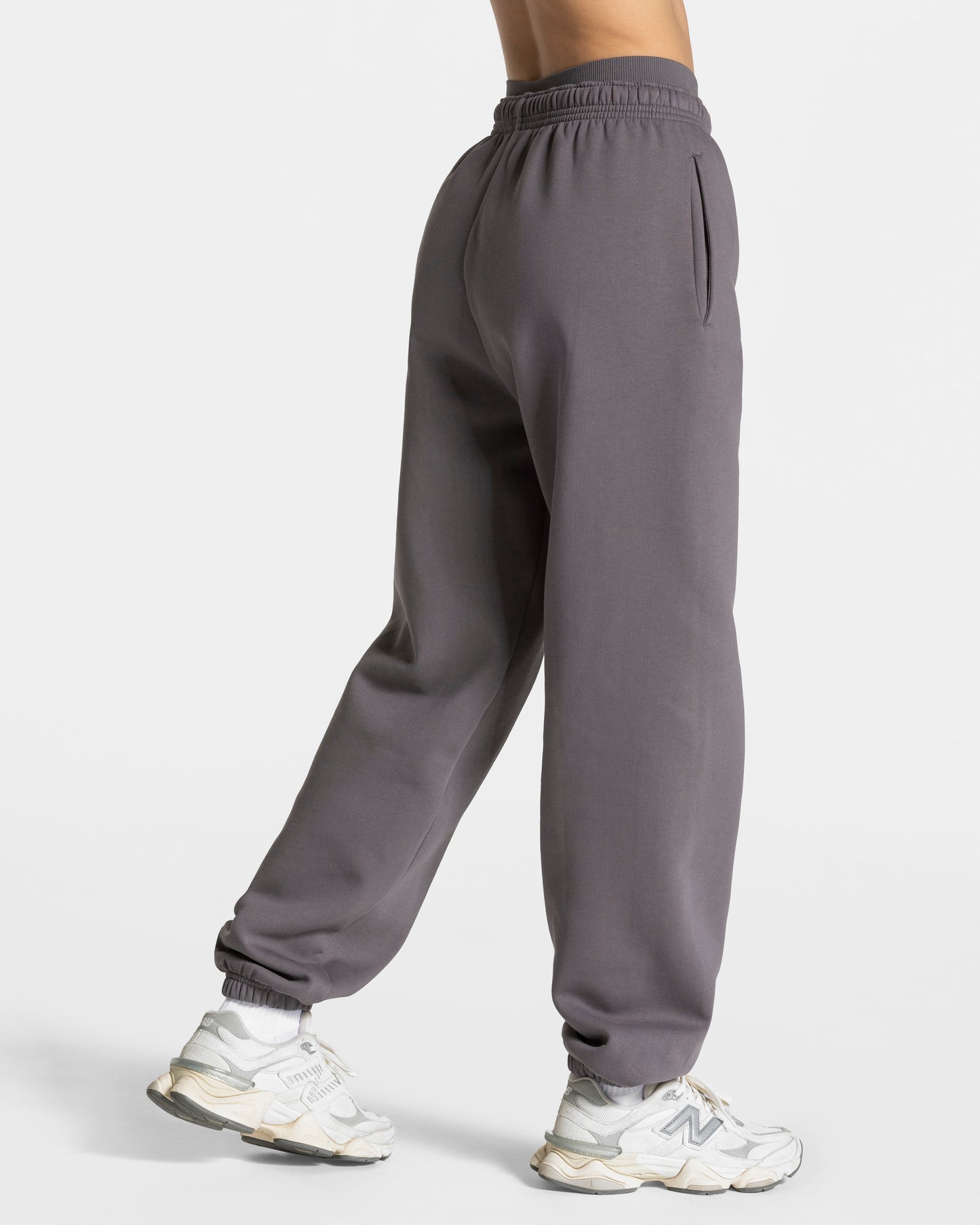 Timeless Pro Joggers ‘Graphite’