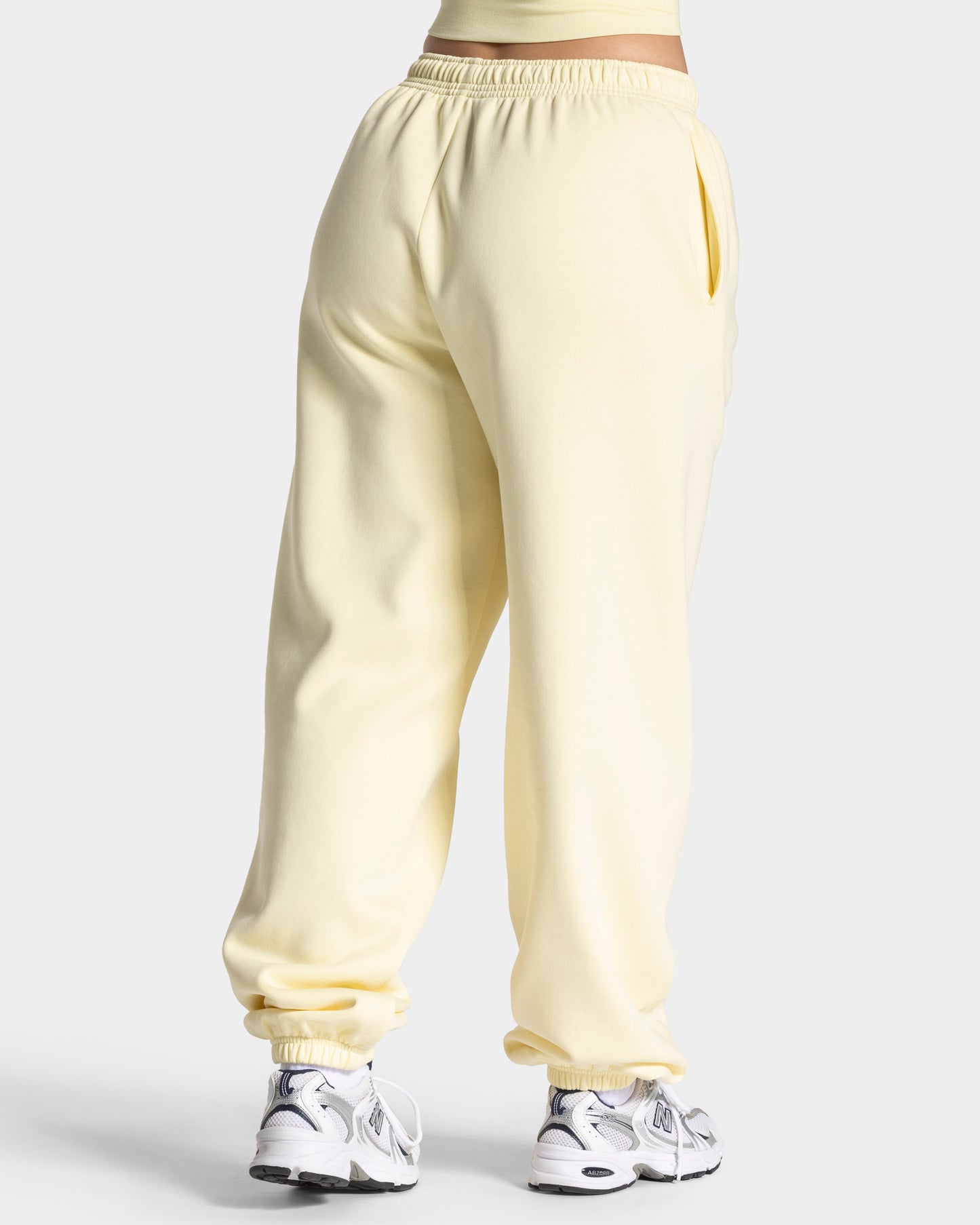 Timeless Pro Joggers ‘Butter Yellow’
