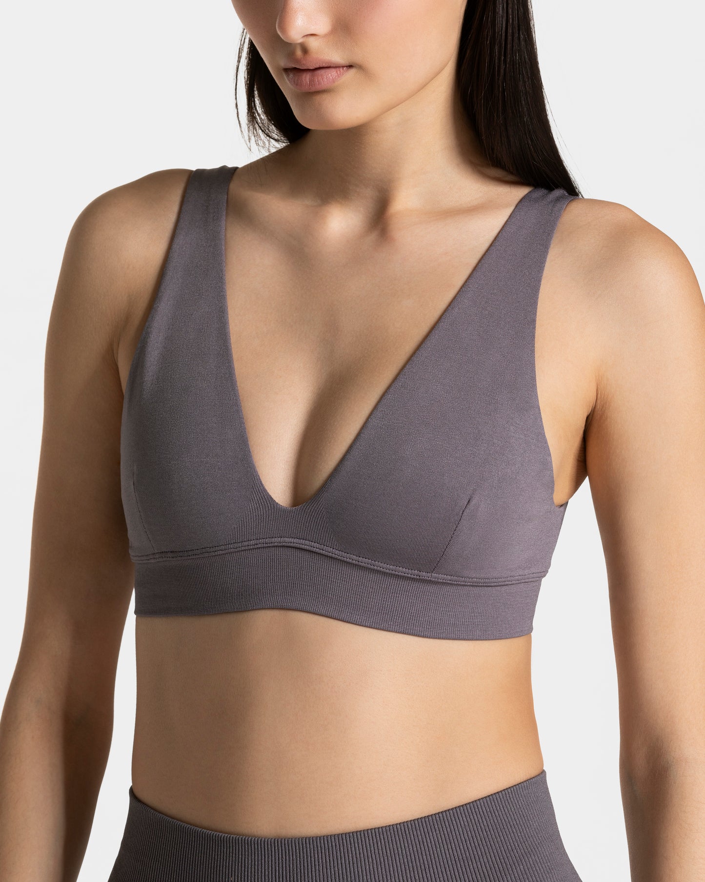 Timeless Pro Triangle Bra ‘Graphite’