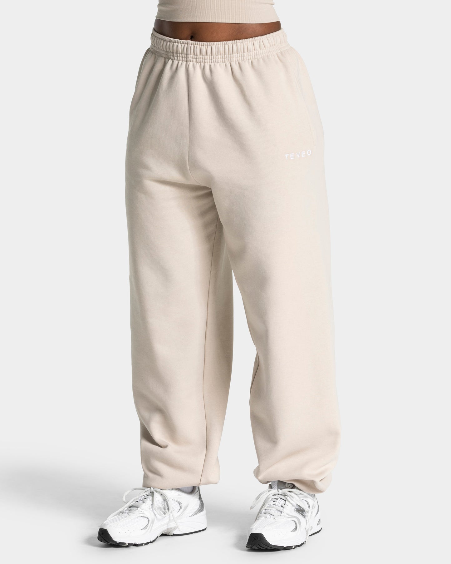 Timeless Pro Joggers ‘Cream’