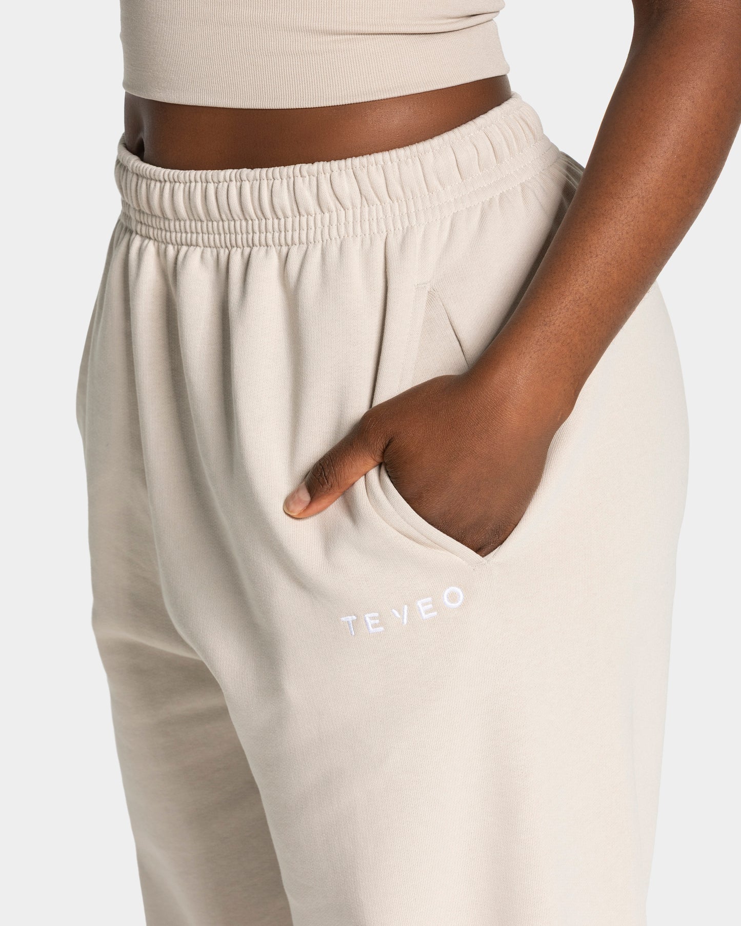 Timeless Pro Joggers ‘Cream’