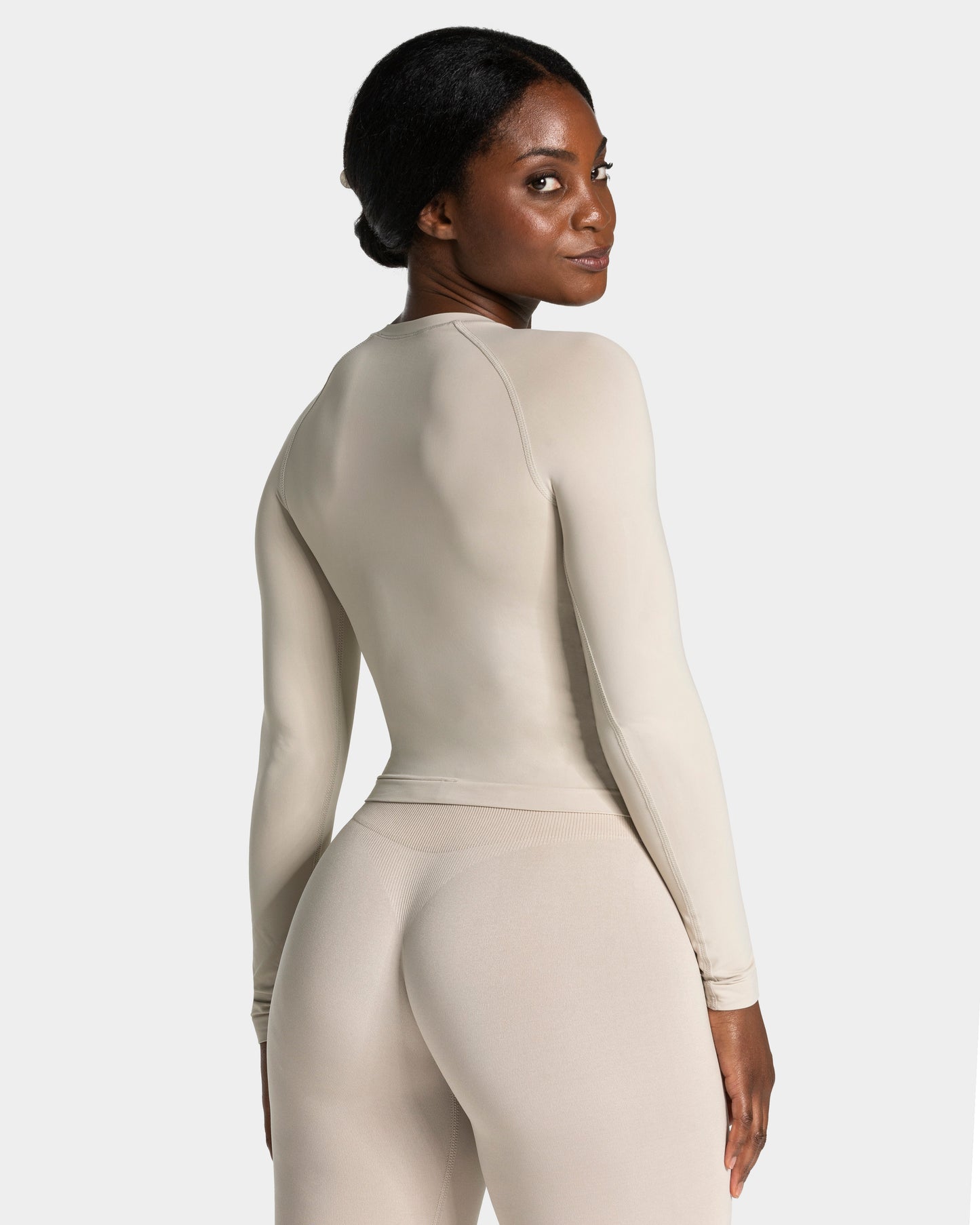 Timeless Pro Long Sleeve ‘Cream’