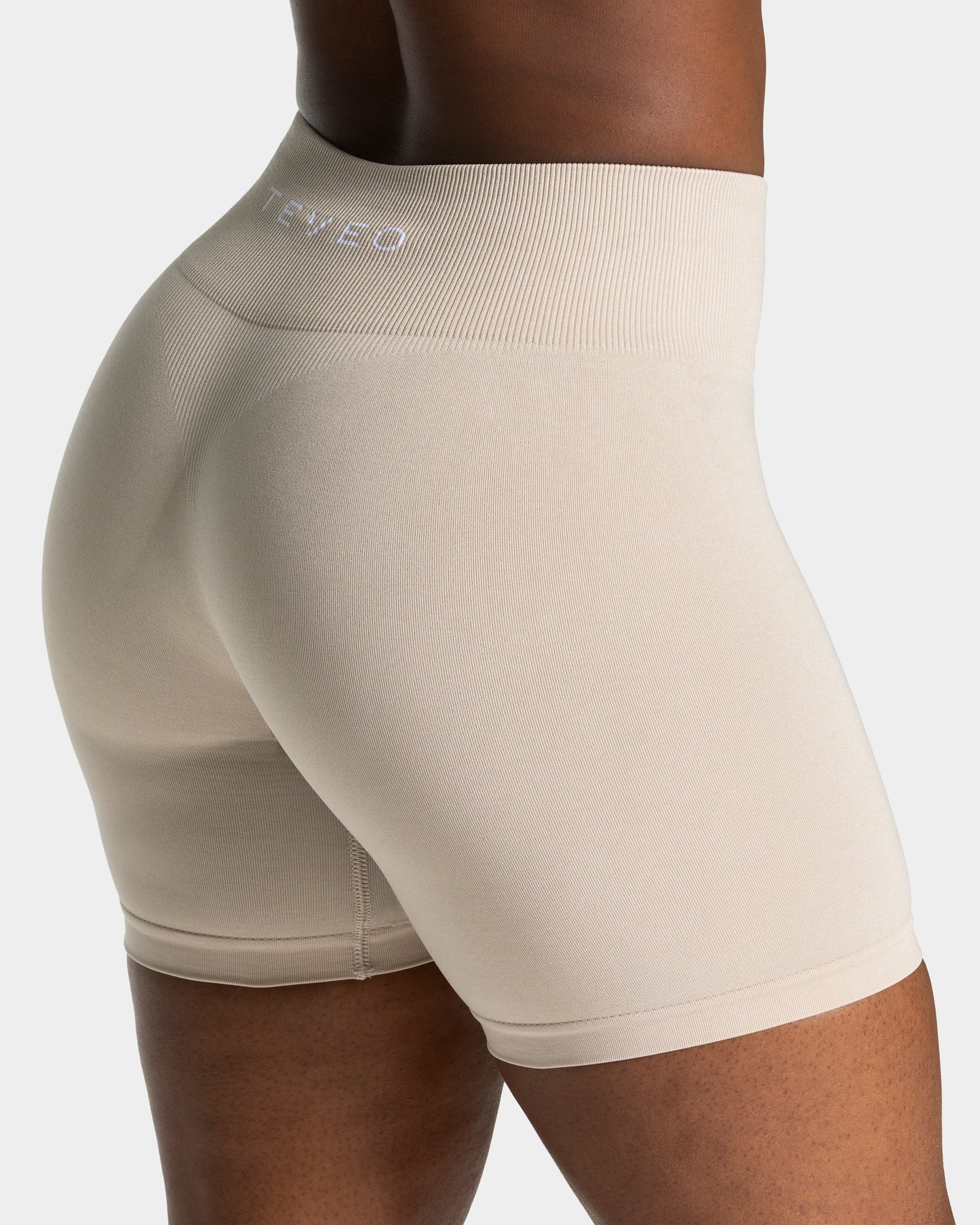 Timeless Pro Shorts ‘Cream’