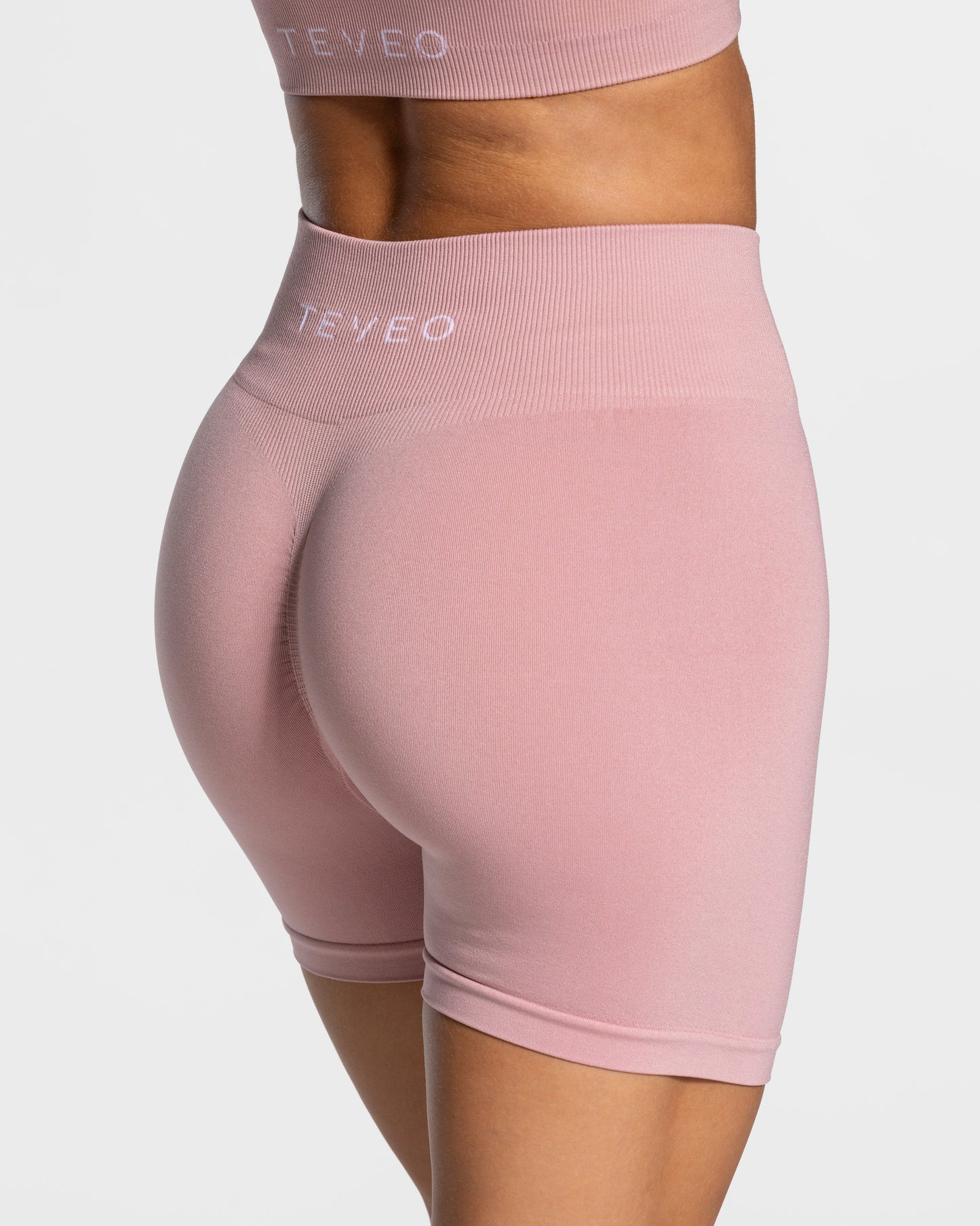 Timeless Scrunch Shorts ‘Light Pink’