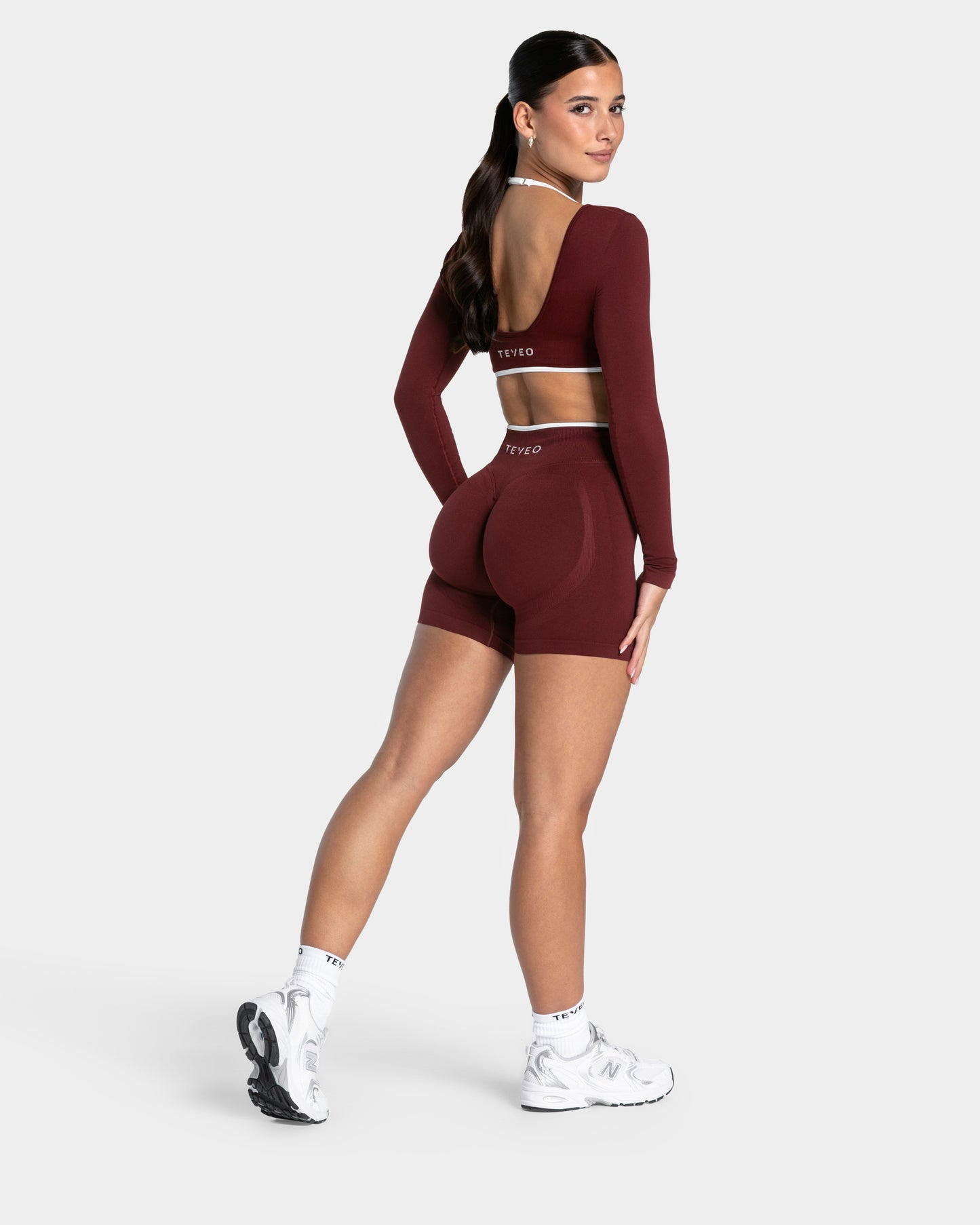 Contrastline Sculpt Scrunch Shorts ‘Burgundy’