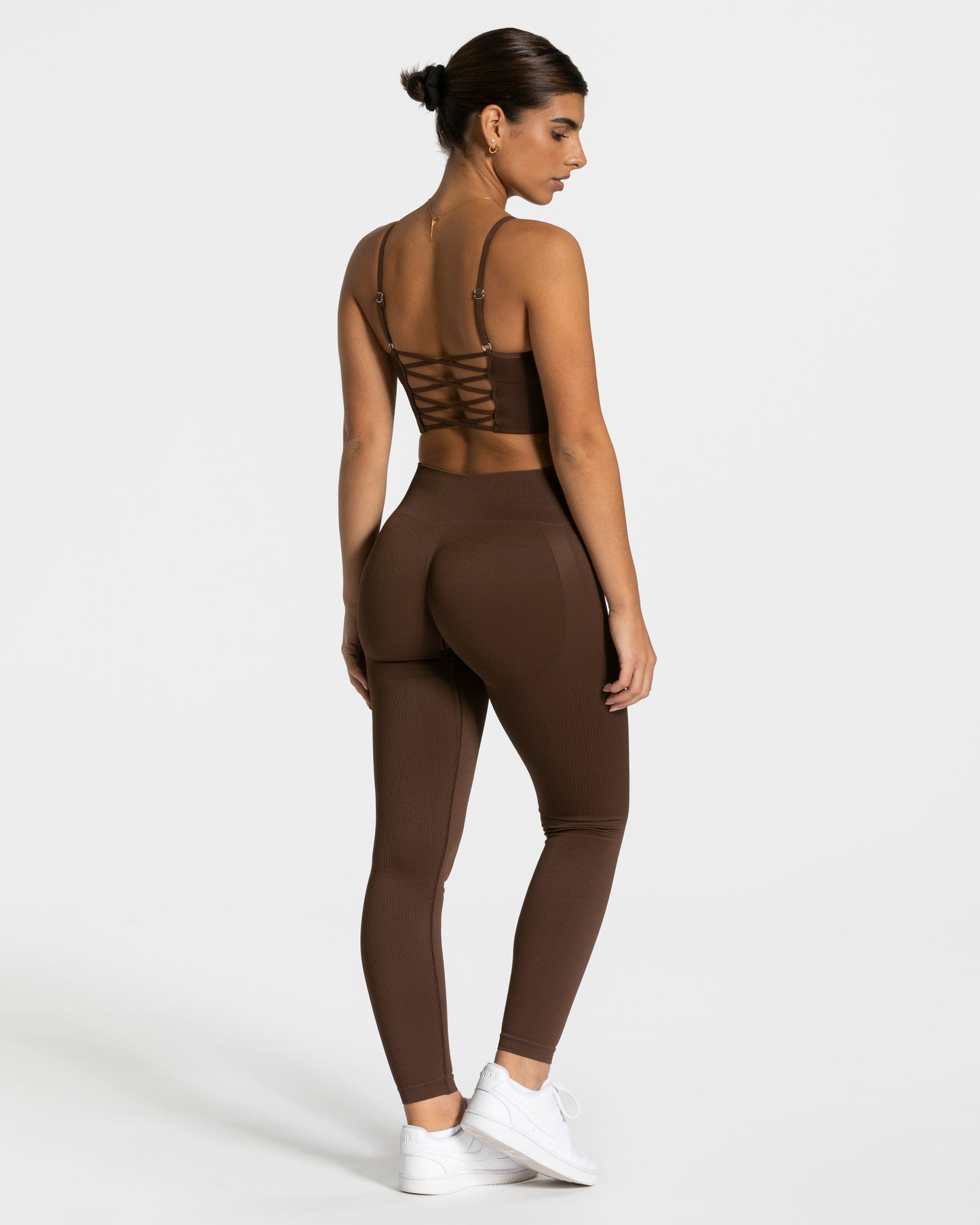 Elegant Cross Top ‘Dark Brown’