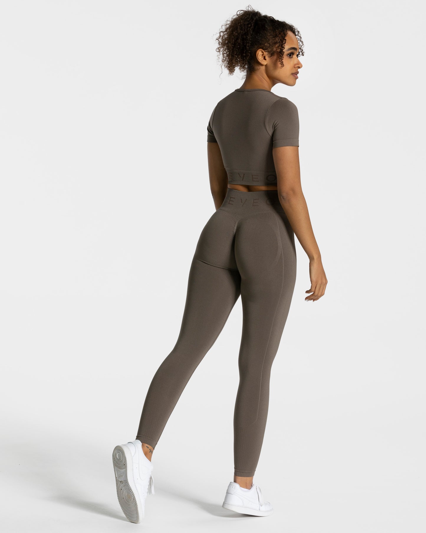 Focus Crop Top ‘Taupe’