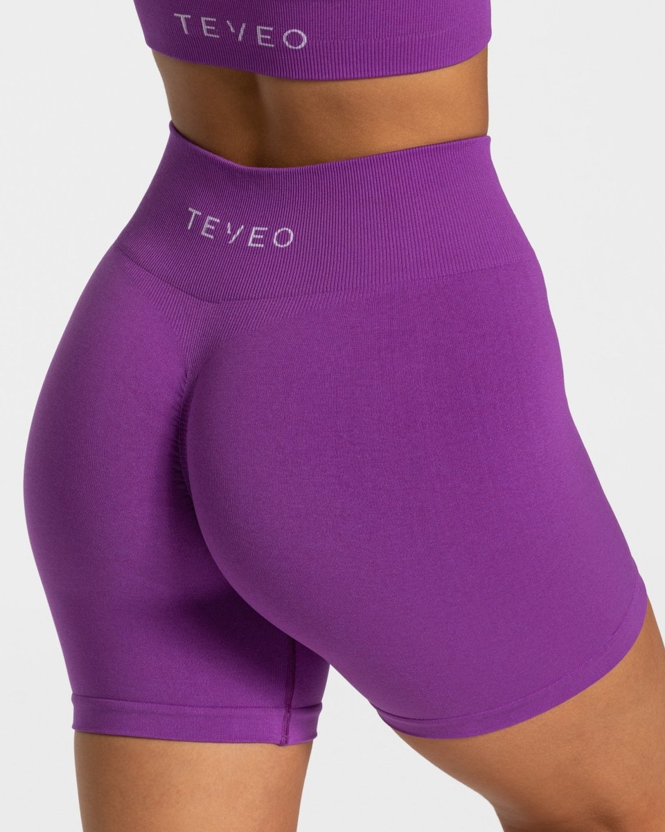 Timeless Scrunch Short "Violett" - TEVEO