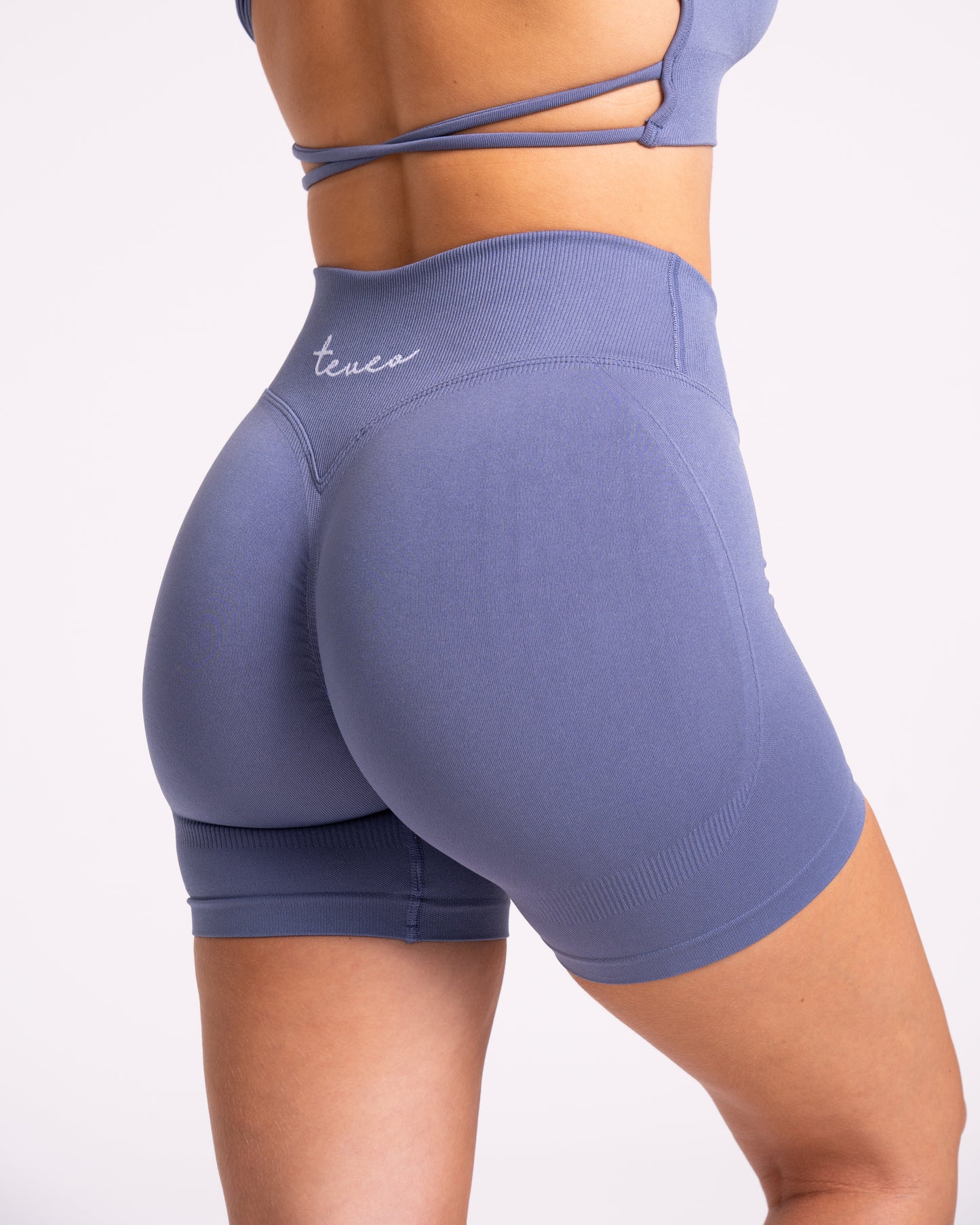 Short Covert Scrunch V-Shape Fearless « bleu »