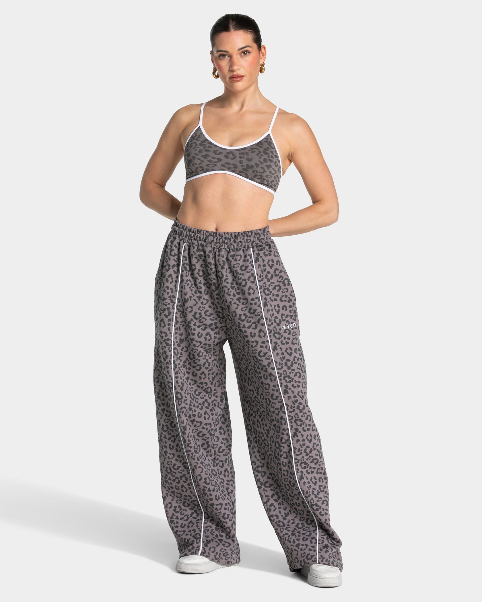Contrastline Wide Leg Joggers 'Graphite Leopard'