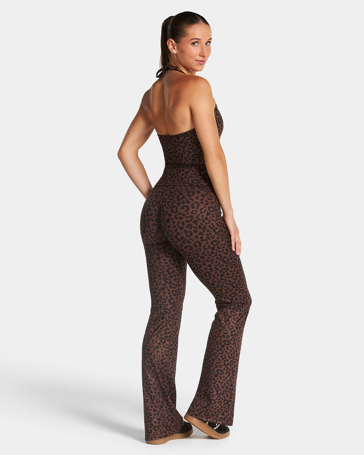 Camiseta de tirantes finos Allrounder Neckholder «leopardo Walnut»