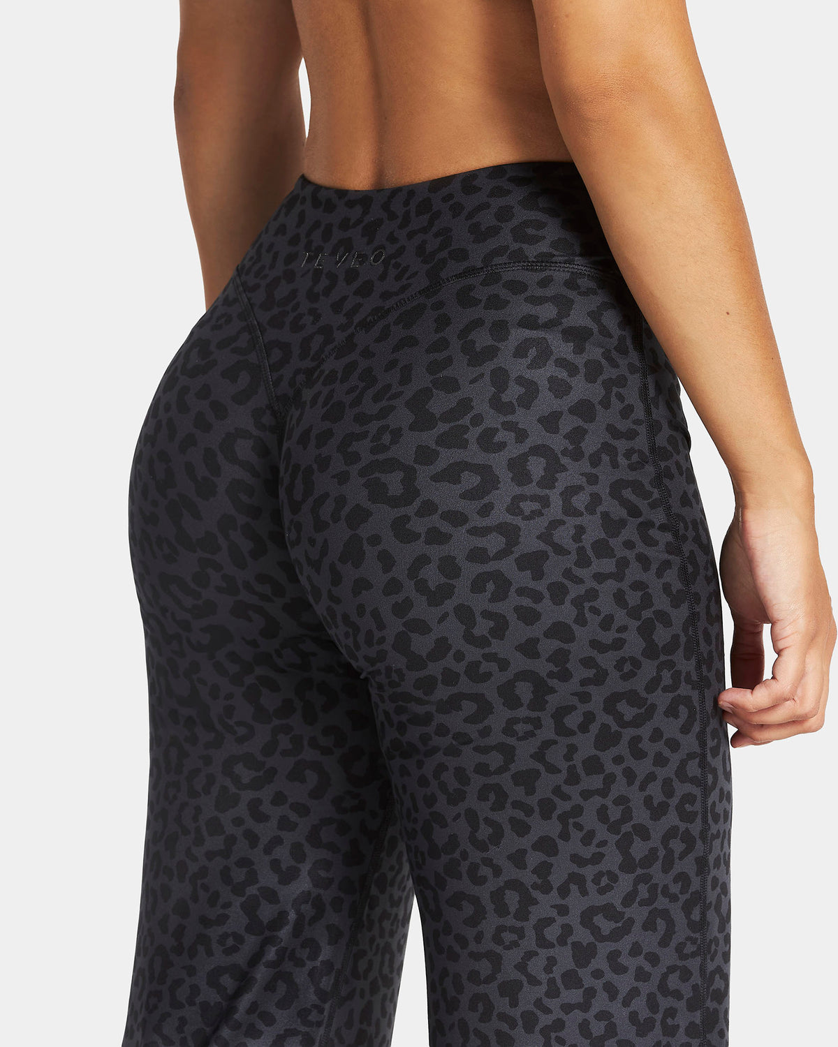 Pantalones Allrounder Straight Leg Regular «leopardo negro»