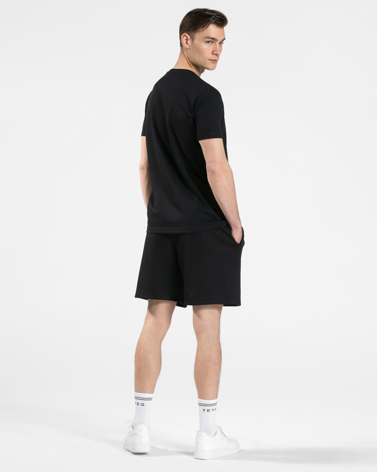 Arrival Fitted T-Shirt ‘Black’