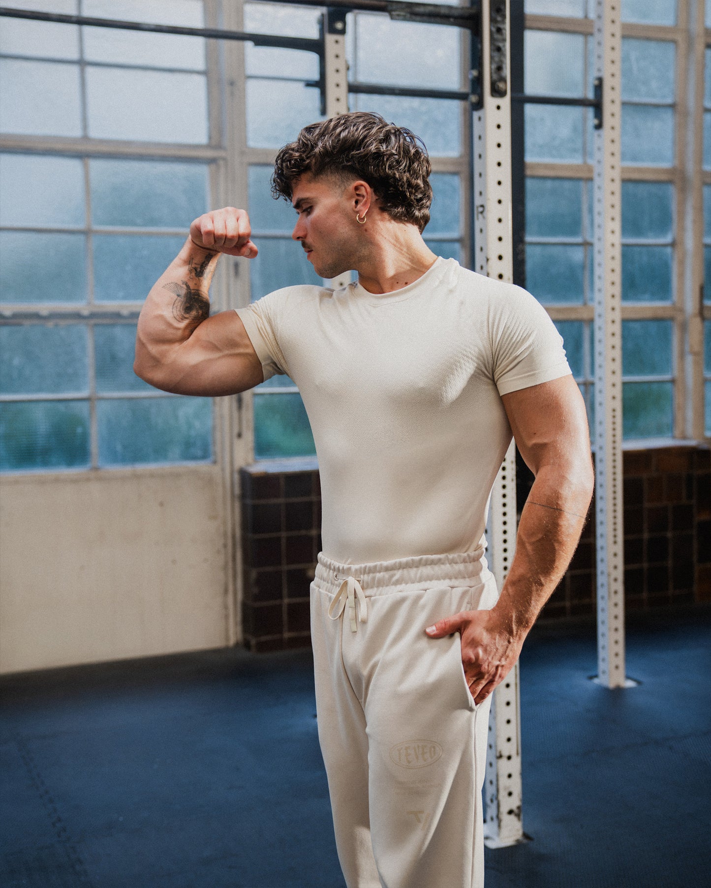 T-shirt moulant Training « Cream »