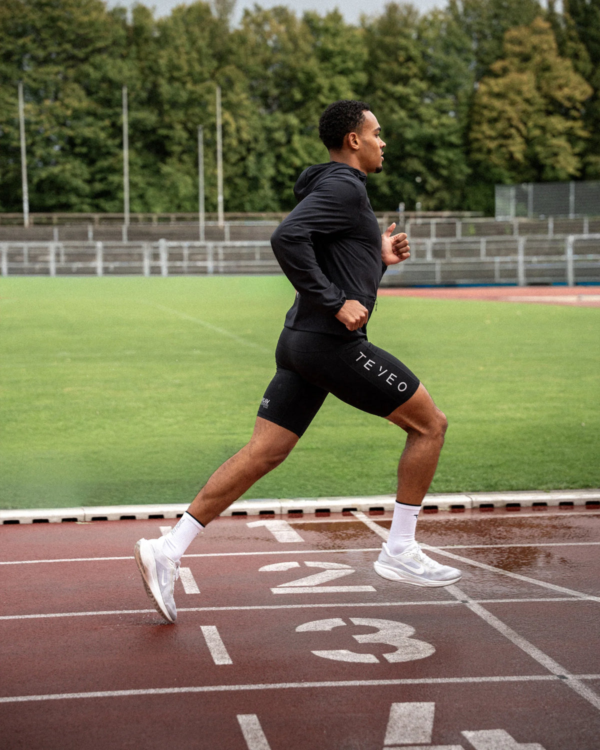 RUN RACE Half Tights ‘Black’