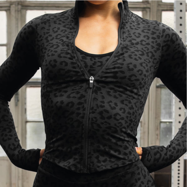 CON_W_Zip-Jacke3_Reissverschluss