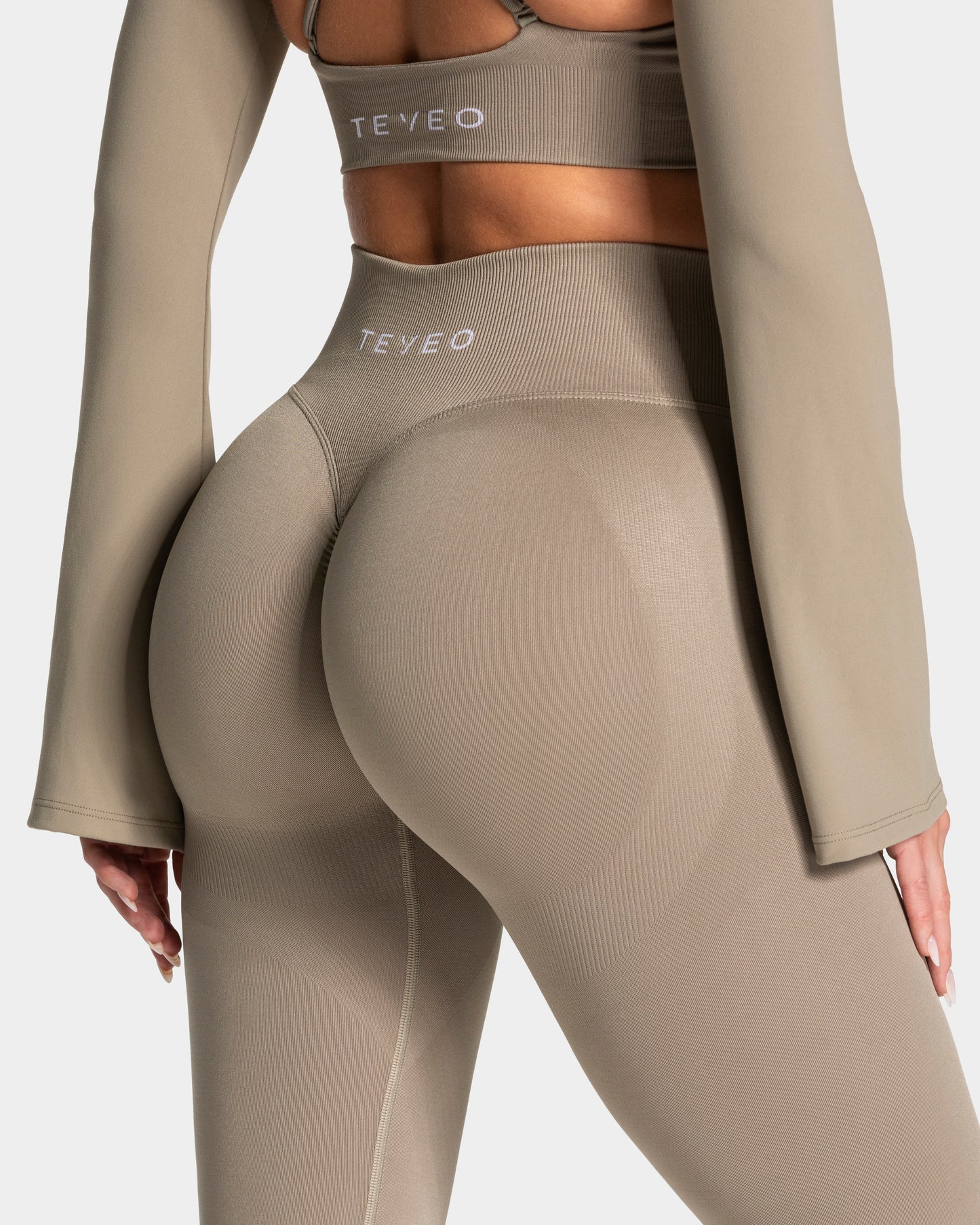 Charming Pro Lifted Scrunch Leggings ‘Khaki’