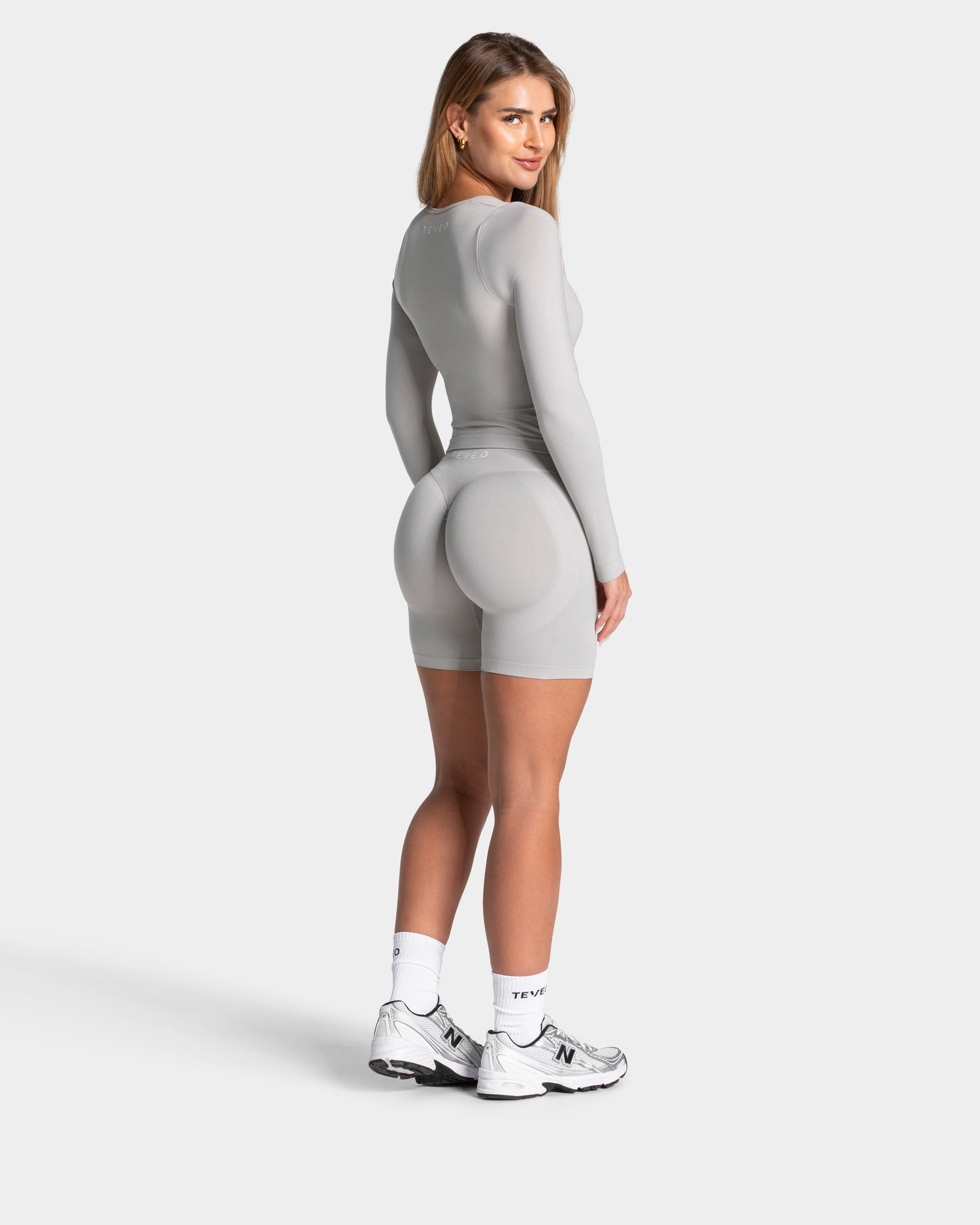 Shorts Lifted Scrunch Charming Pro "Moon"