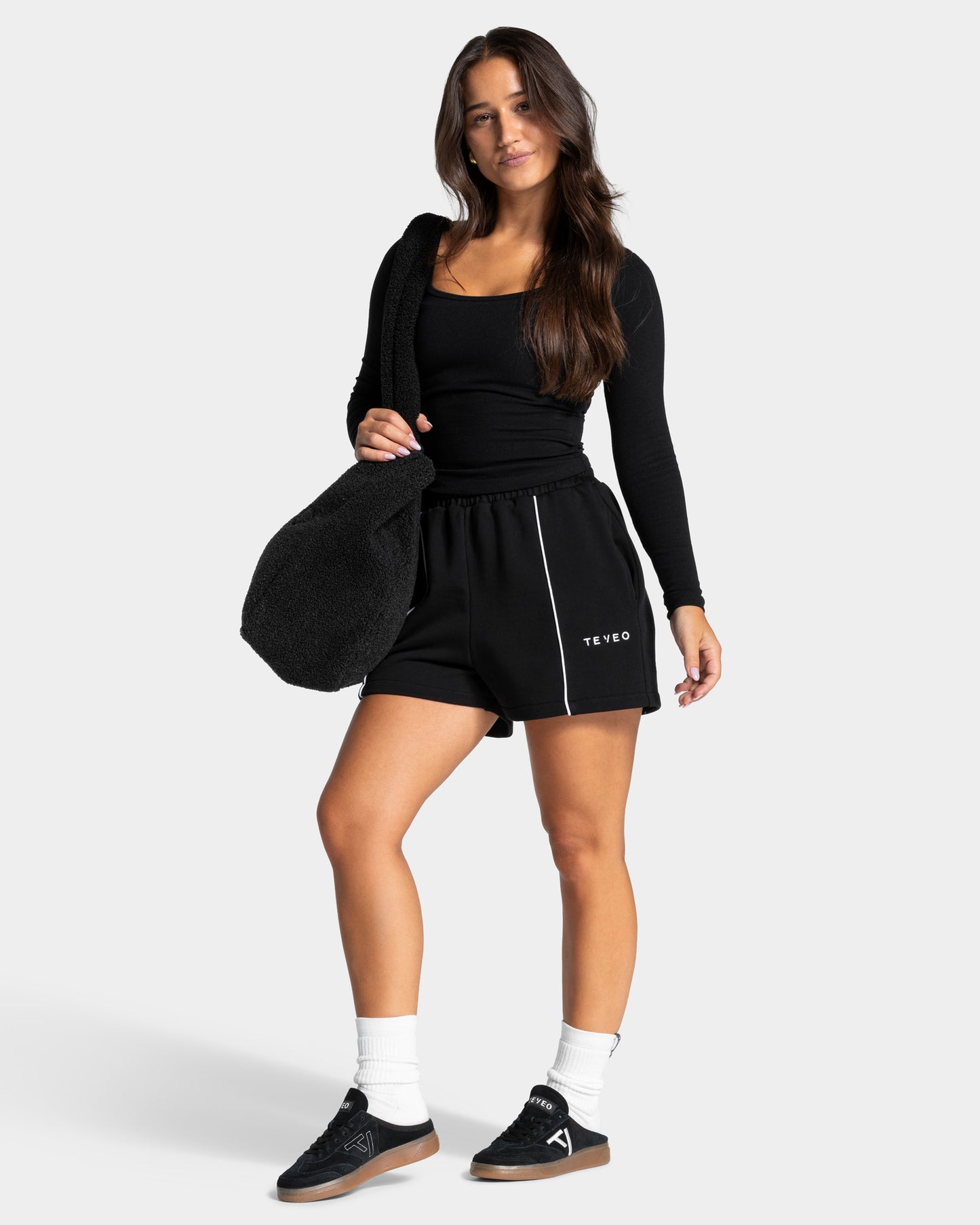 Classic Mule "Schwarz - Off White"
