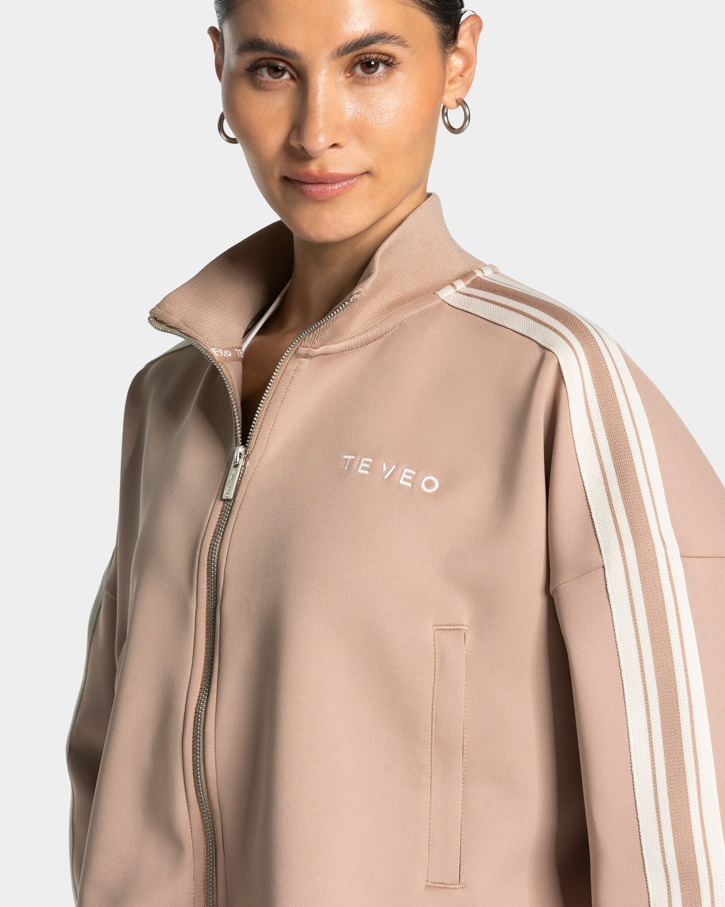 Club Cropped Zip Jacket ‘Beige’