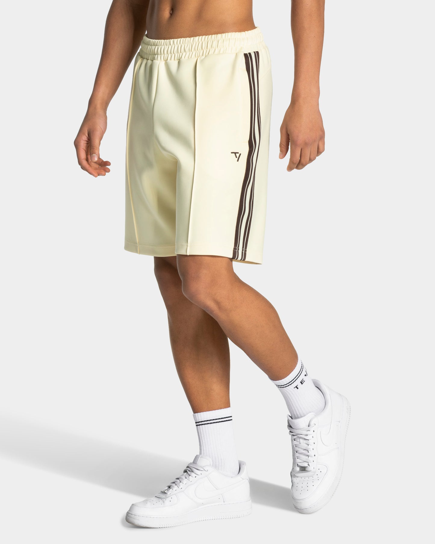 Shorts Club «Butter Yellow»