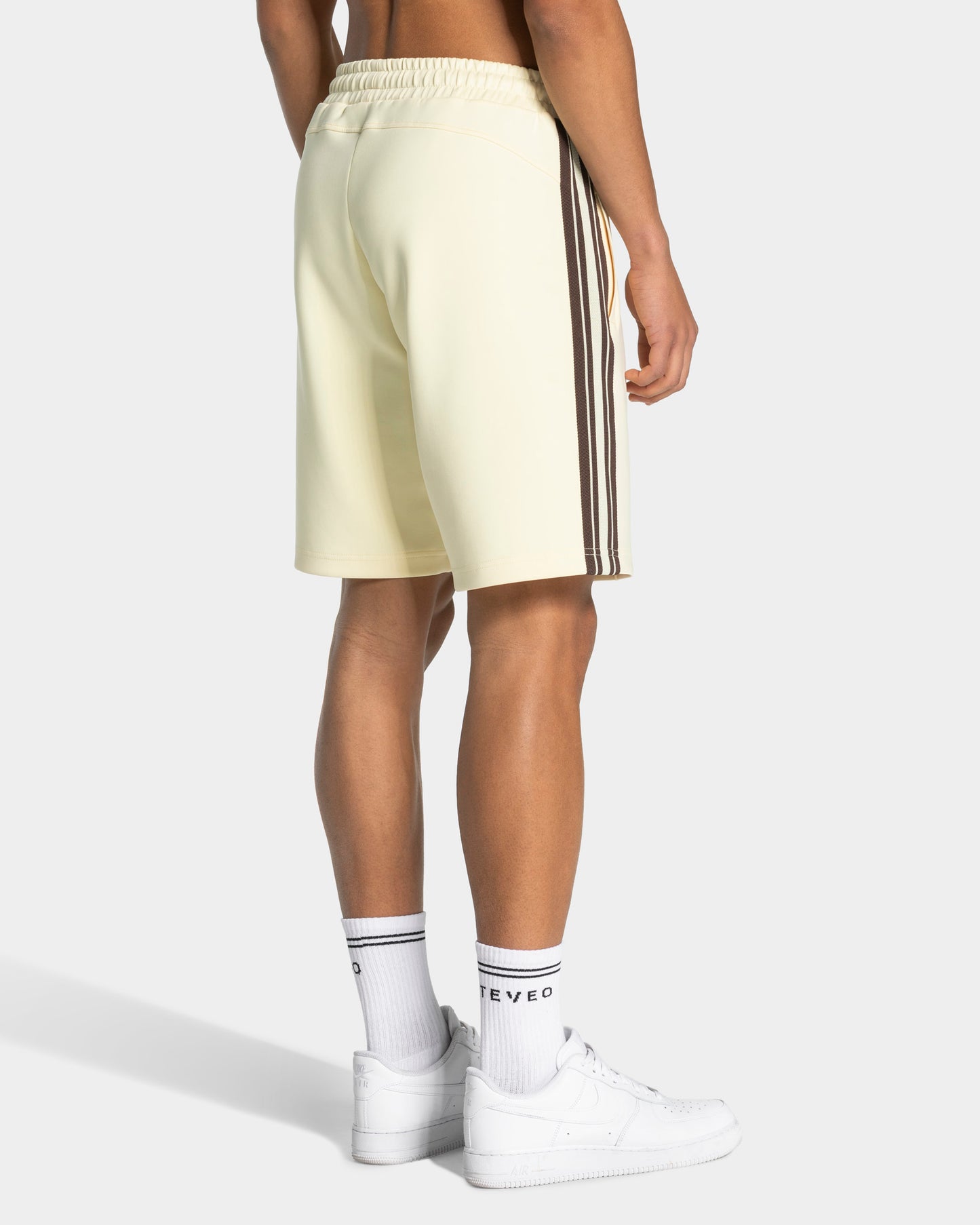 Shorts Club «Butter Yellow»