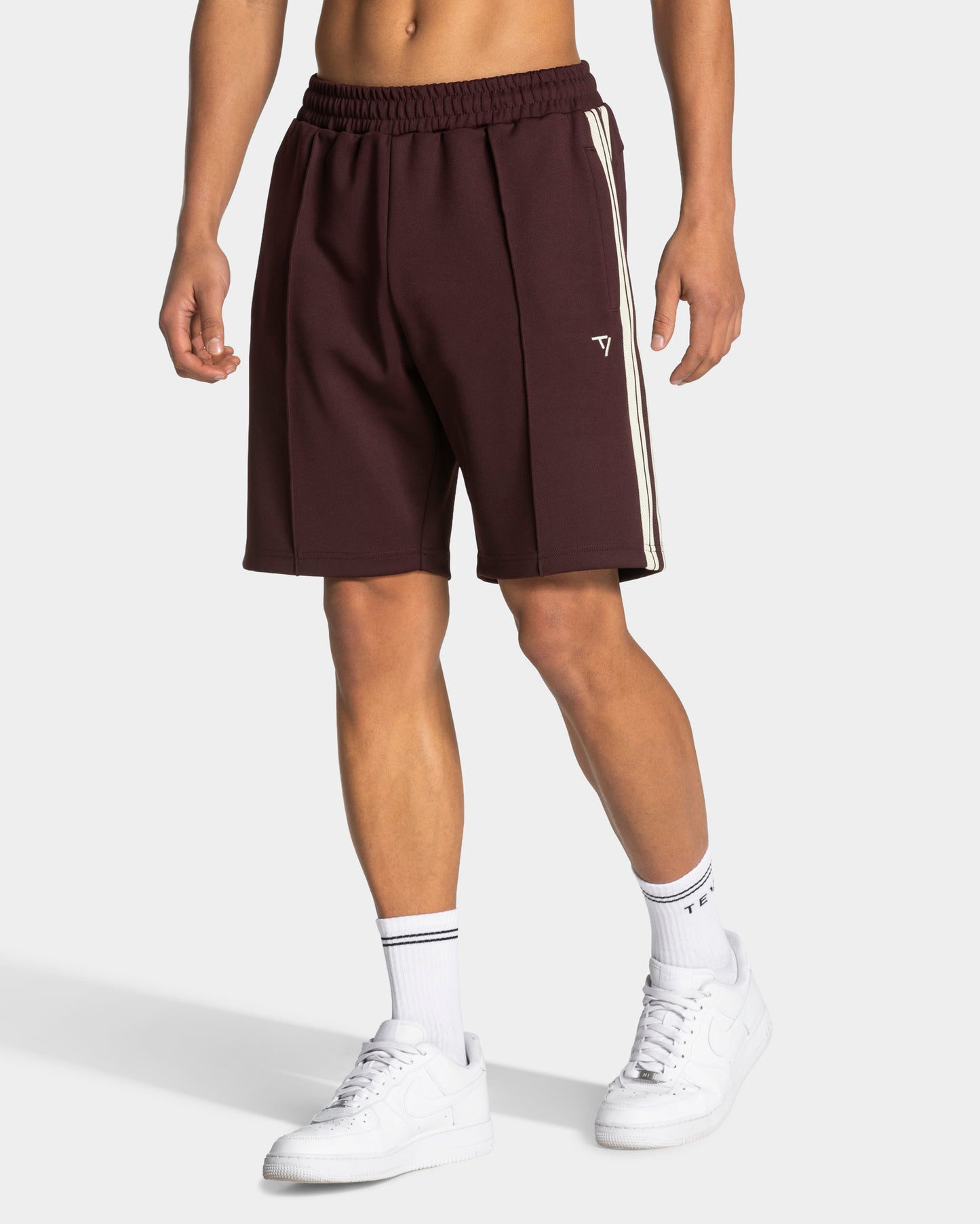 Club Shorts ‘Merlot’