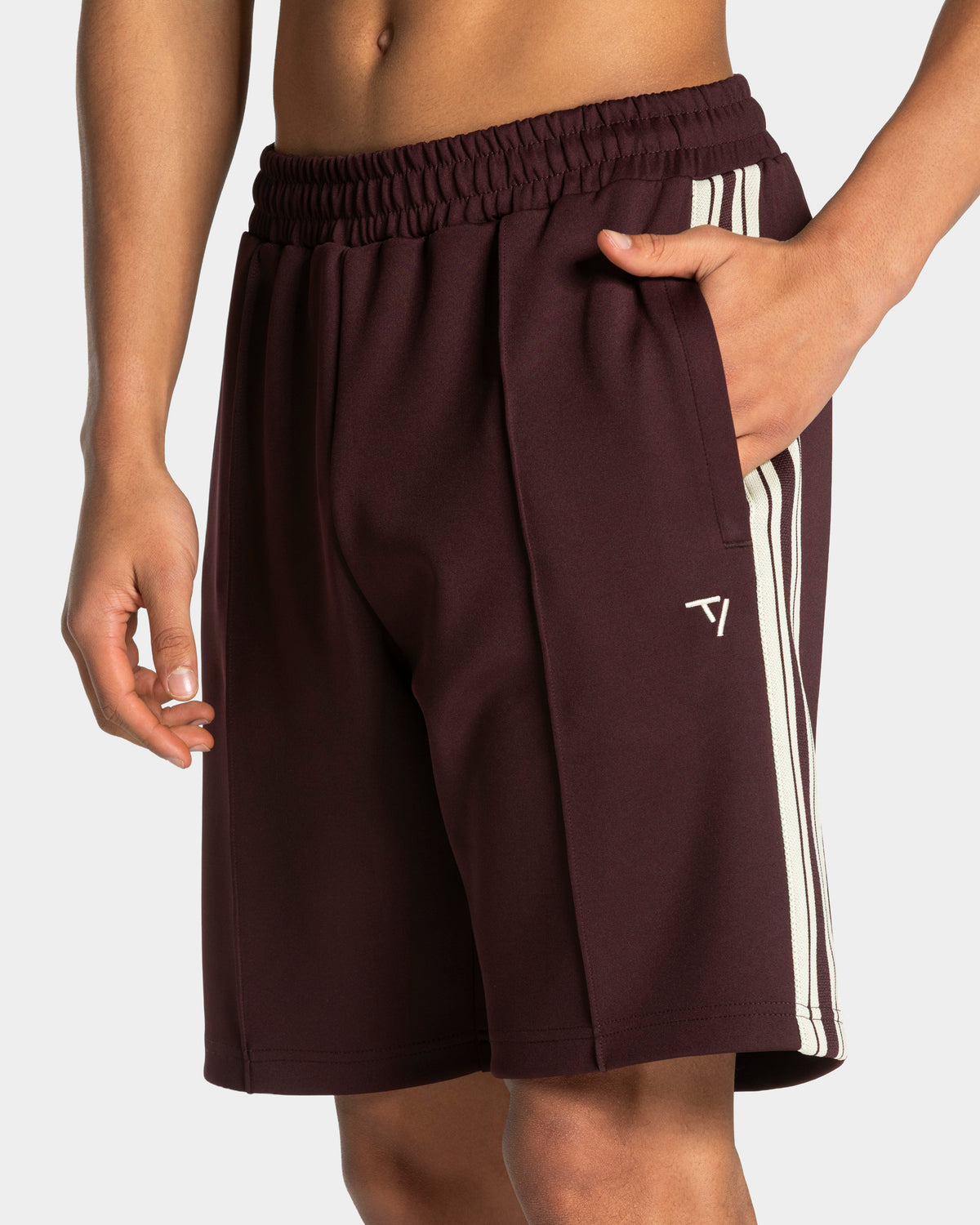 Club Shorts ‘Merlot’
