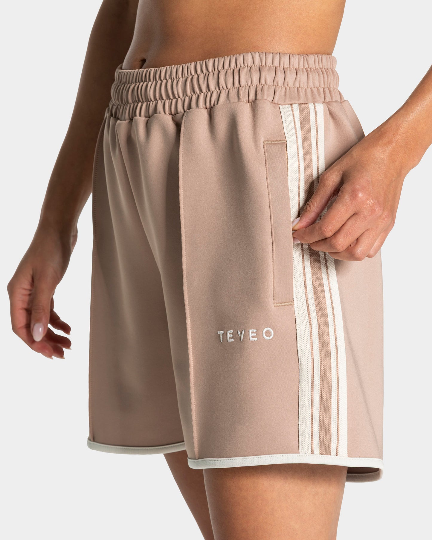 Club Shorts ‘Beige’