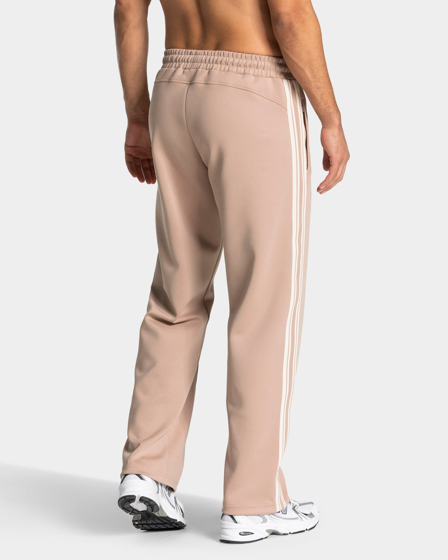 Joggery Club Straight Leg „Beżowy”