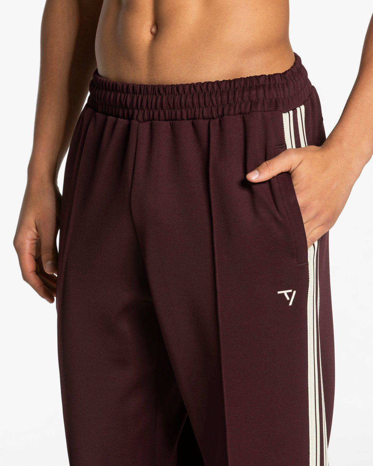 Joggery Club Straight Leg „Merlot”