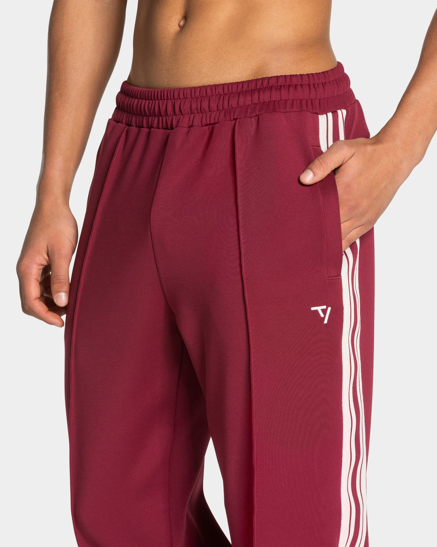 Joggery Club Straight Leg „Bordowy”