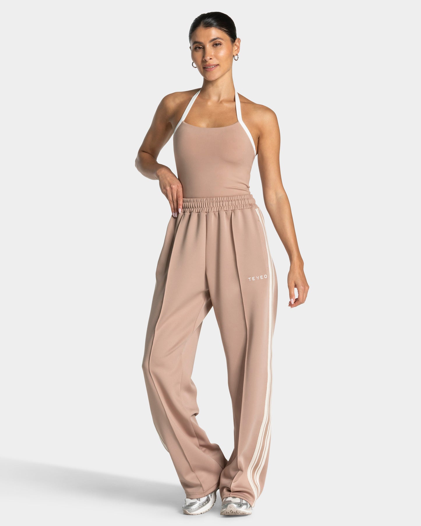 Club Straight Leg Joggers ‘Beige’