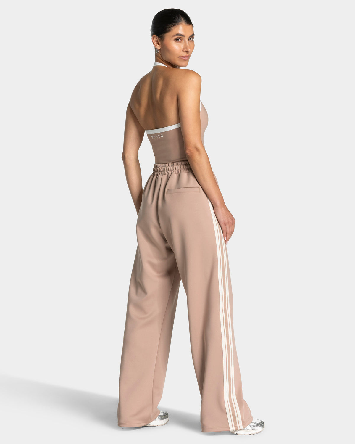 Club Straight Leg Joggers ‘Beige’