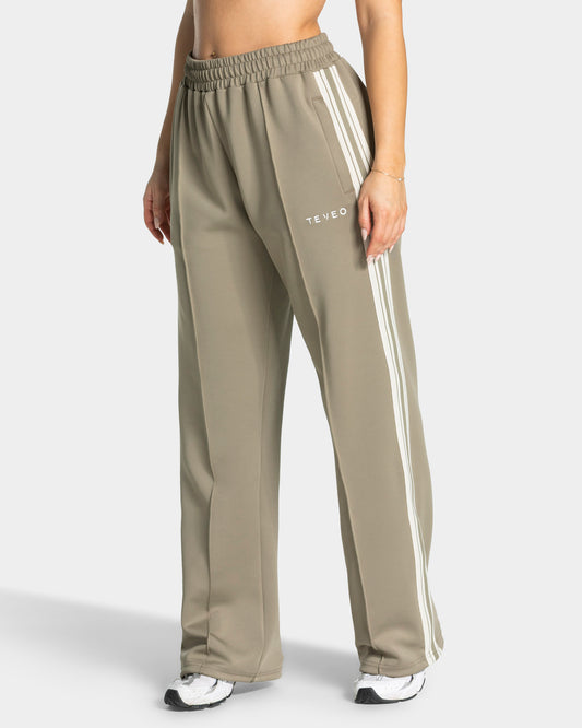 Club Straight Leg Joggers ‘Khaki’