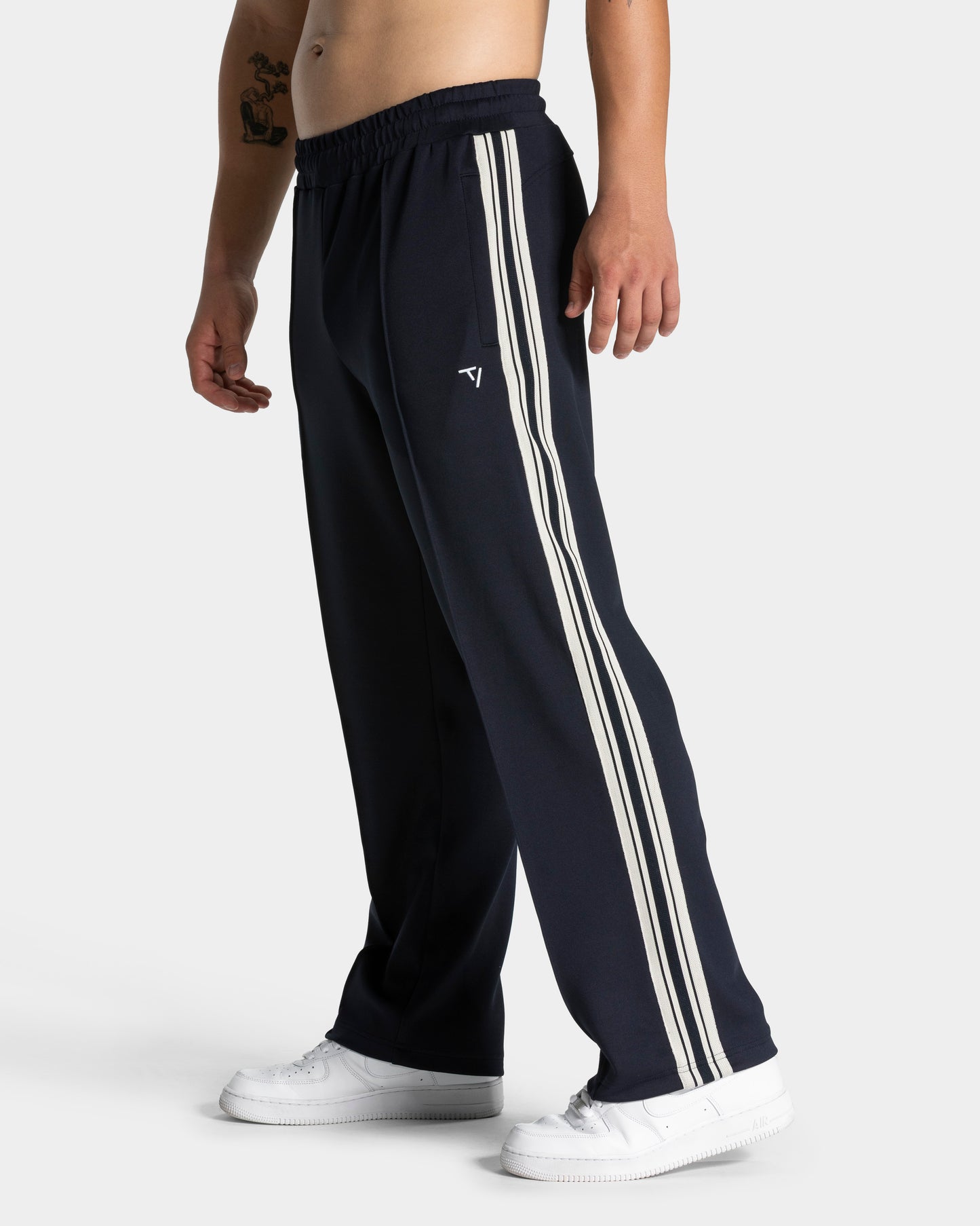Club Straight Leg Joggers ‘Midnight’