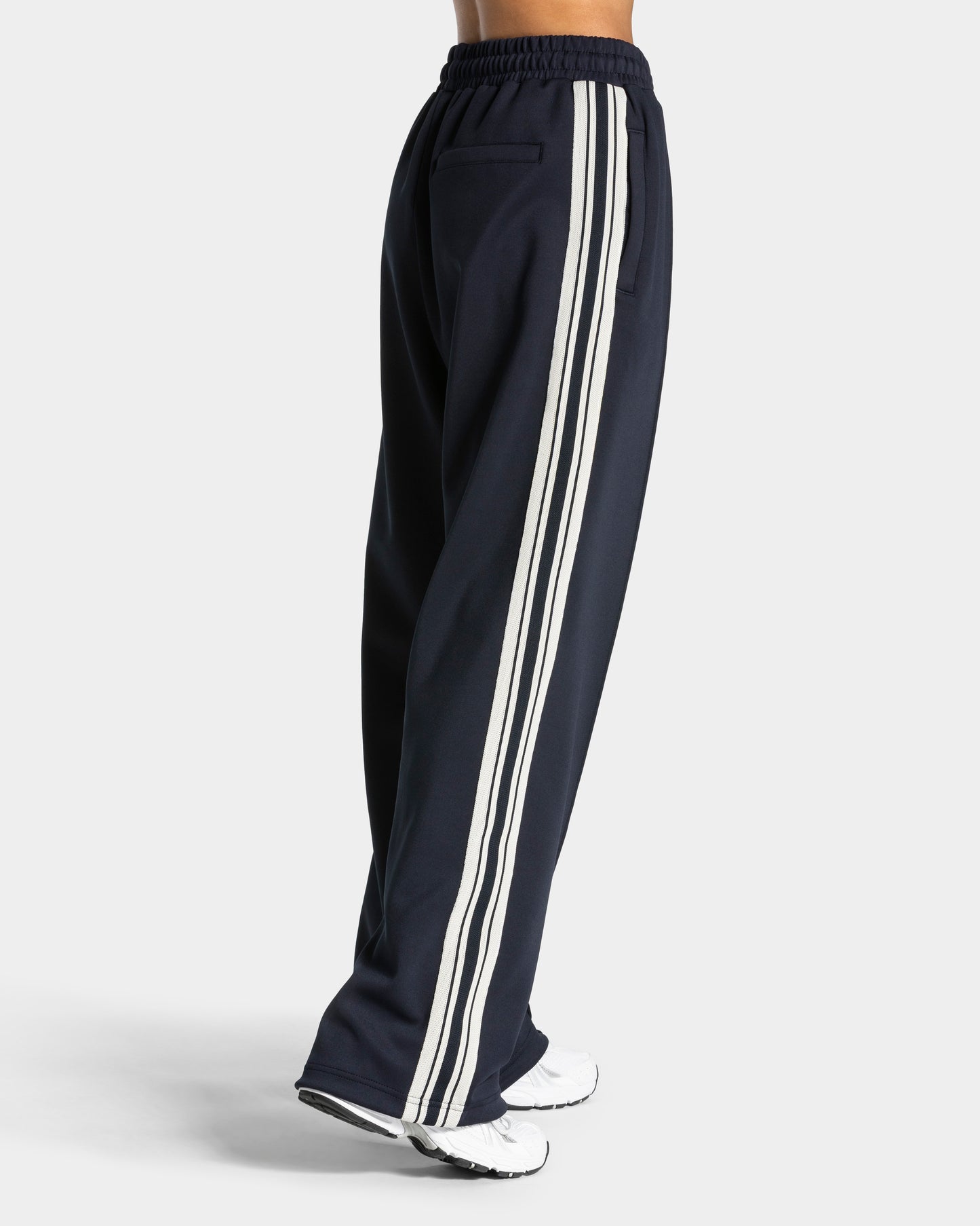 Club Straight Leg Joggers ‘Midnight’